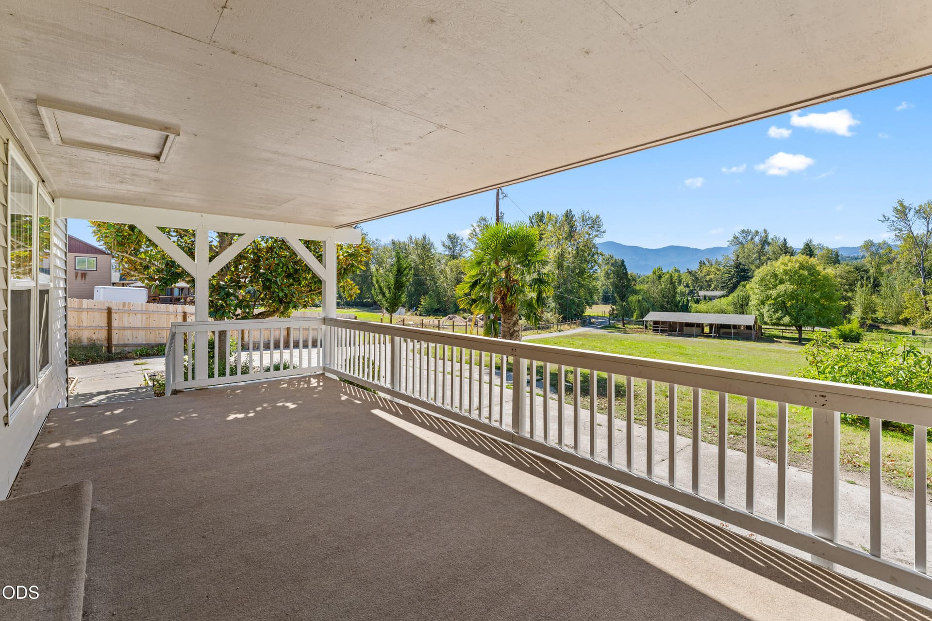 08-EXT (2 of 22). Photo 3 of 39, 5550 Demaray Drive, Grants Pass, OR 97527