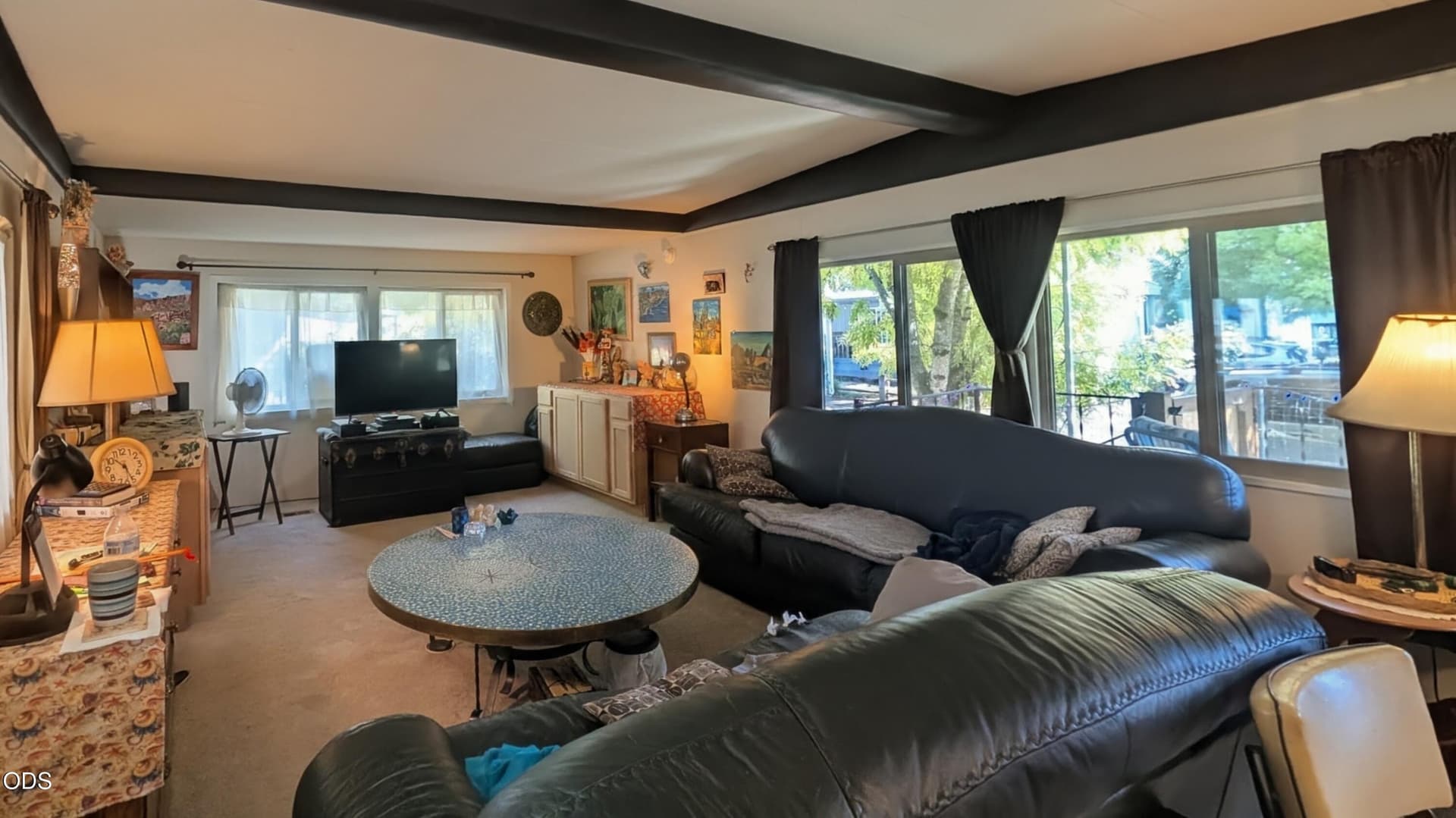 livingroom1. Photo 3 of 15, 1475 Green Acres Road Unit SPC 123, Eugene, OR 97408