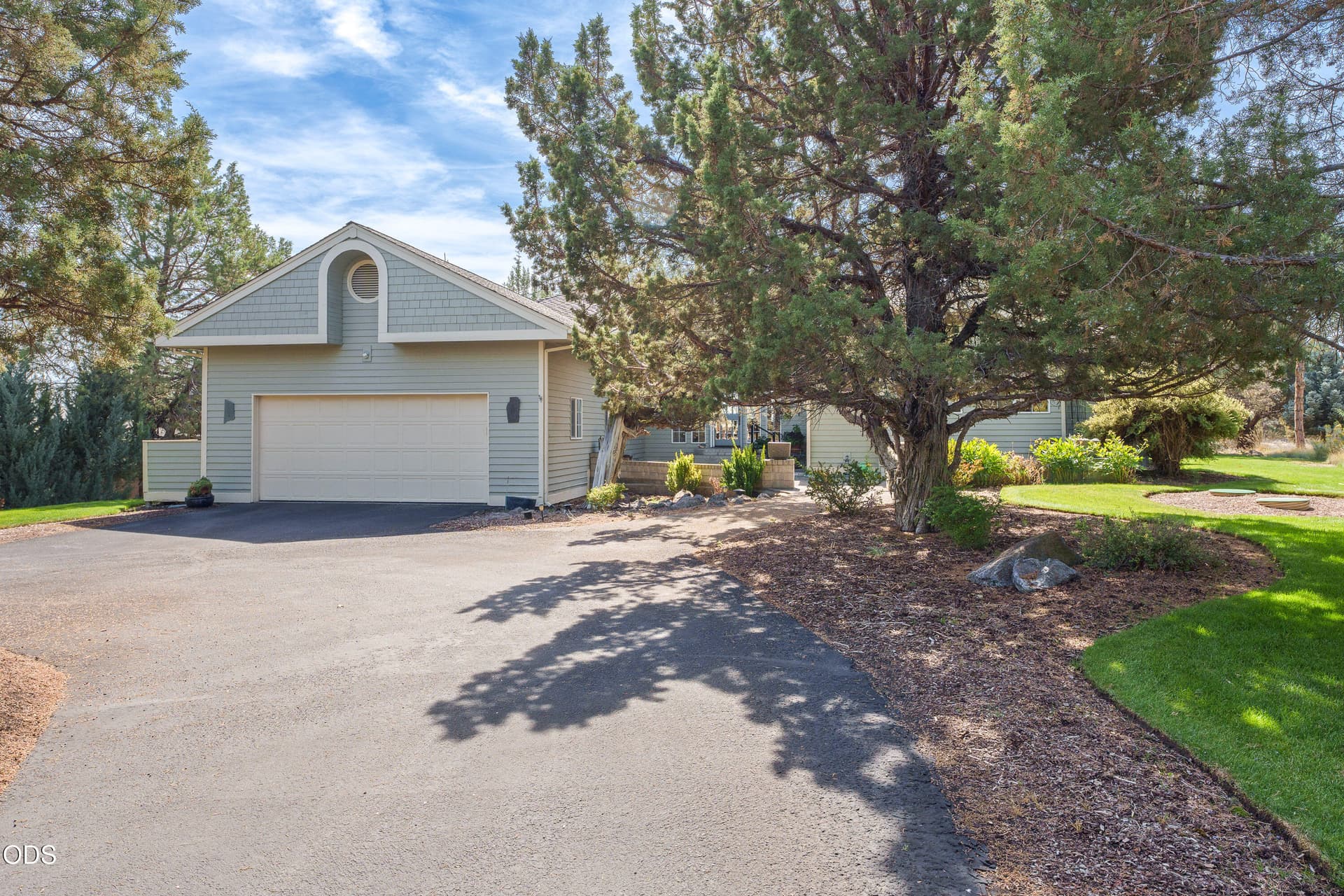 DSC01175. Photo 3 of 76, 2340 Condor Drive, Redmond, OR 97756