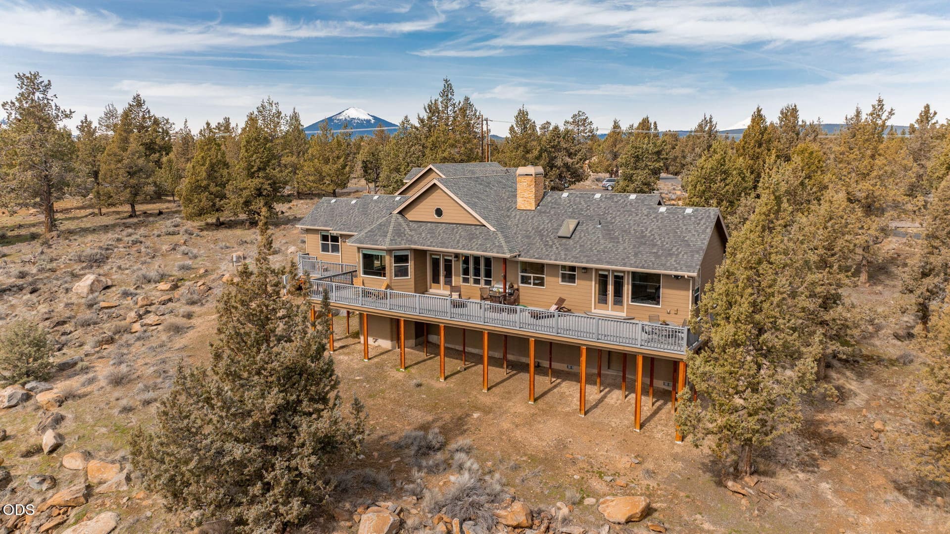 1-web-or-mls-Riley Visuals-36. Photo 5 of 86, 17665 Mountain View Road, Sisters, OR 97759
