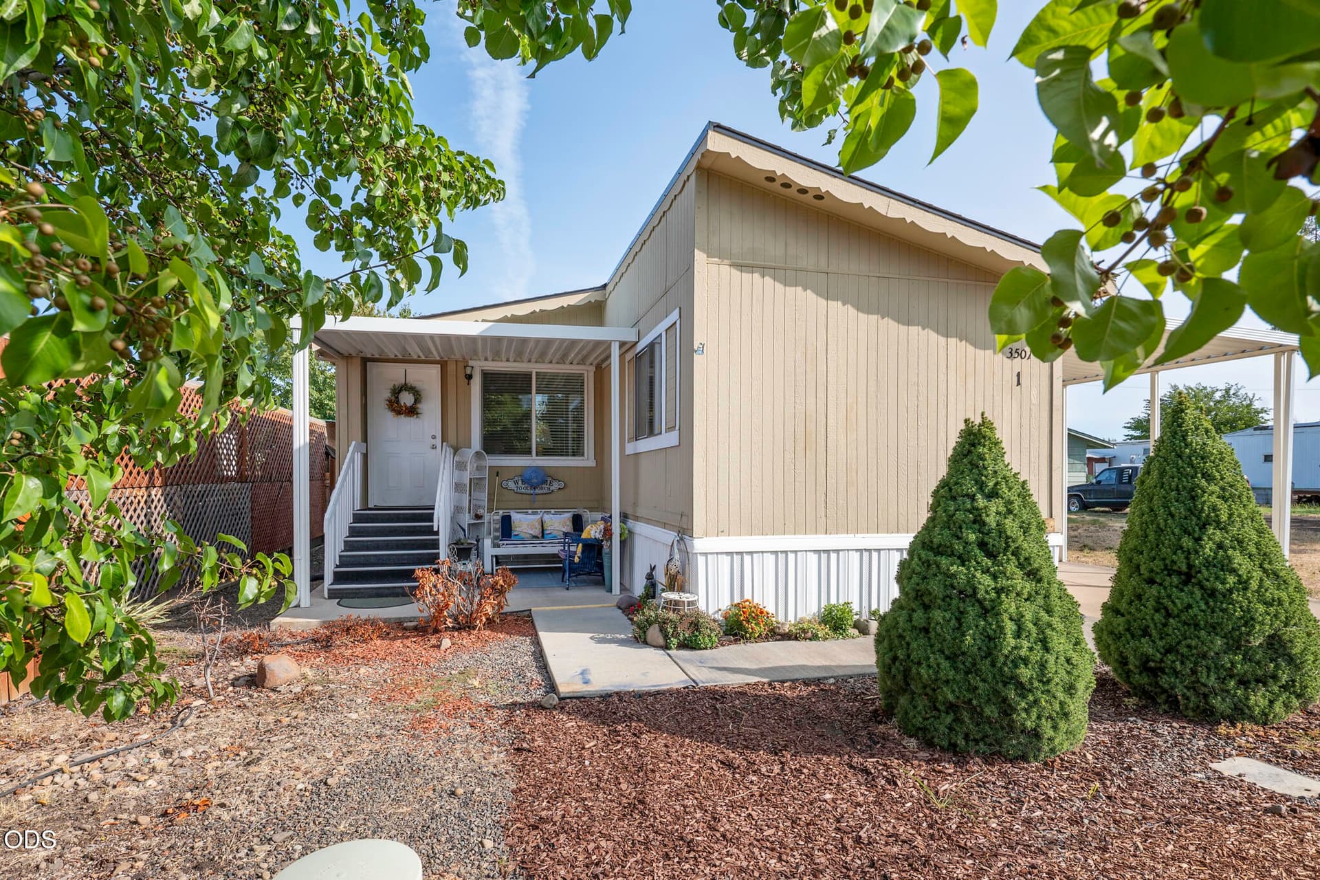 14-print-Ave C016. Photo 2 of 28, 3501 Avenue C Unit # 1, White City, OR 97503