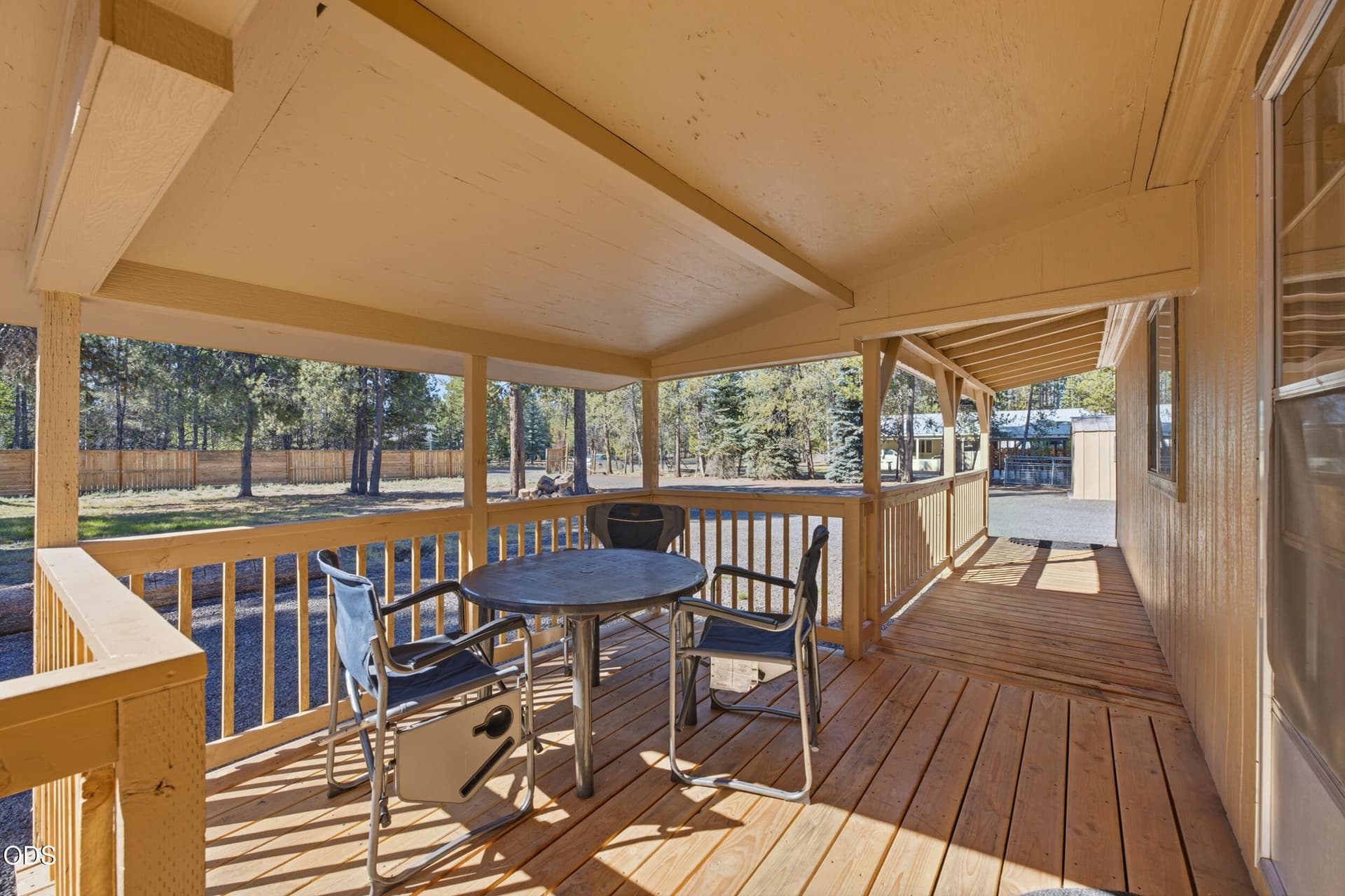 3. Photo 3 of 39, 16046 Davis Avenue, La Pine, OR 97739