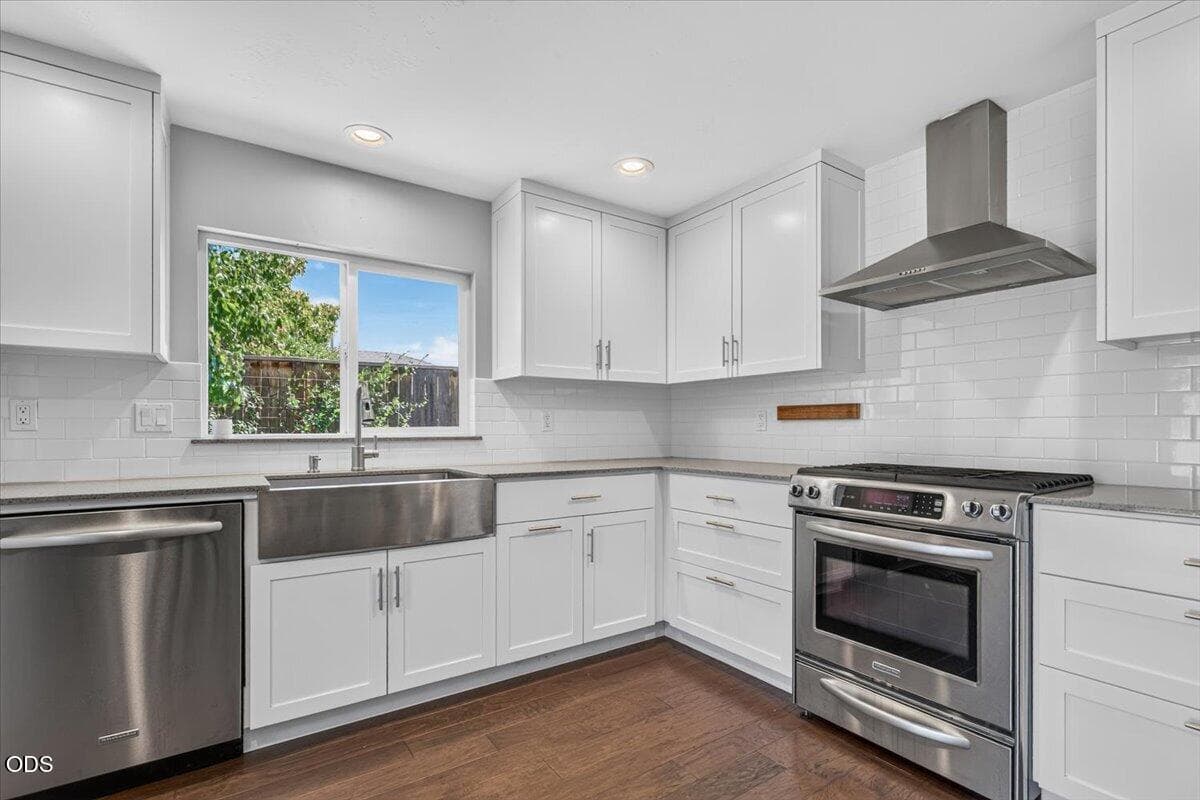 12-12. Photo 5 of 33, 173 Alder Lane, Ashland, OR 97520