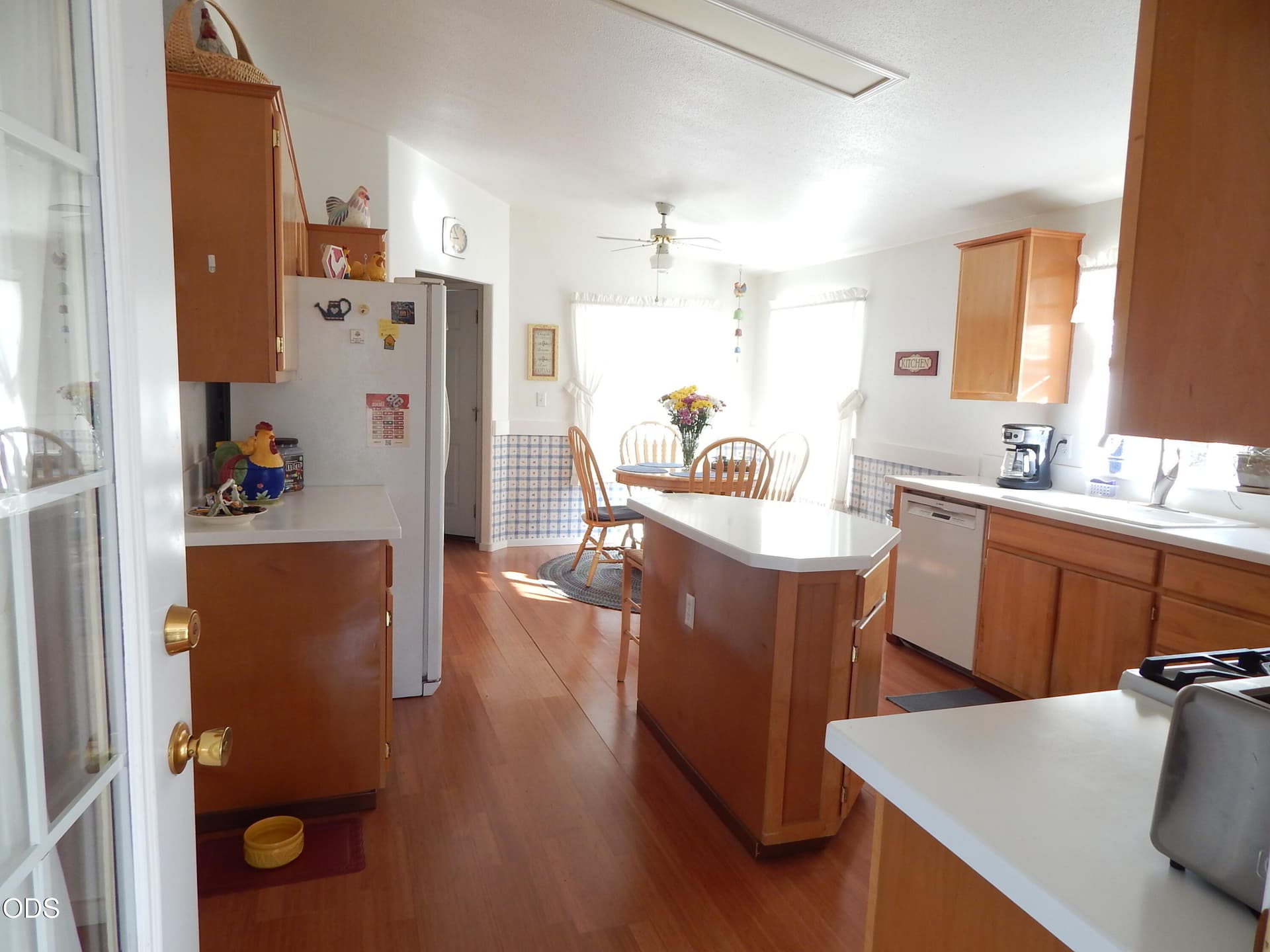 DSCN6271. Photo 3 of 27, 130 Riverview Circle, Shady Cove, OR 97539