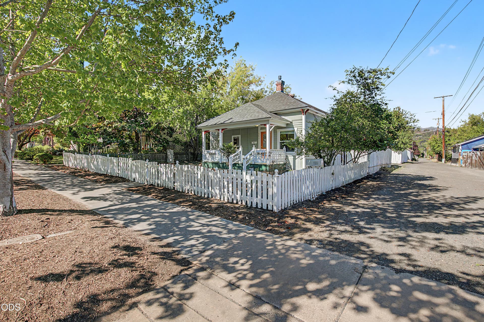 161 Fourth St, Ashland, OR 97520. Photo 3 of 43, 161 Fourth Street, Ashland, OR 97520