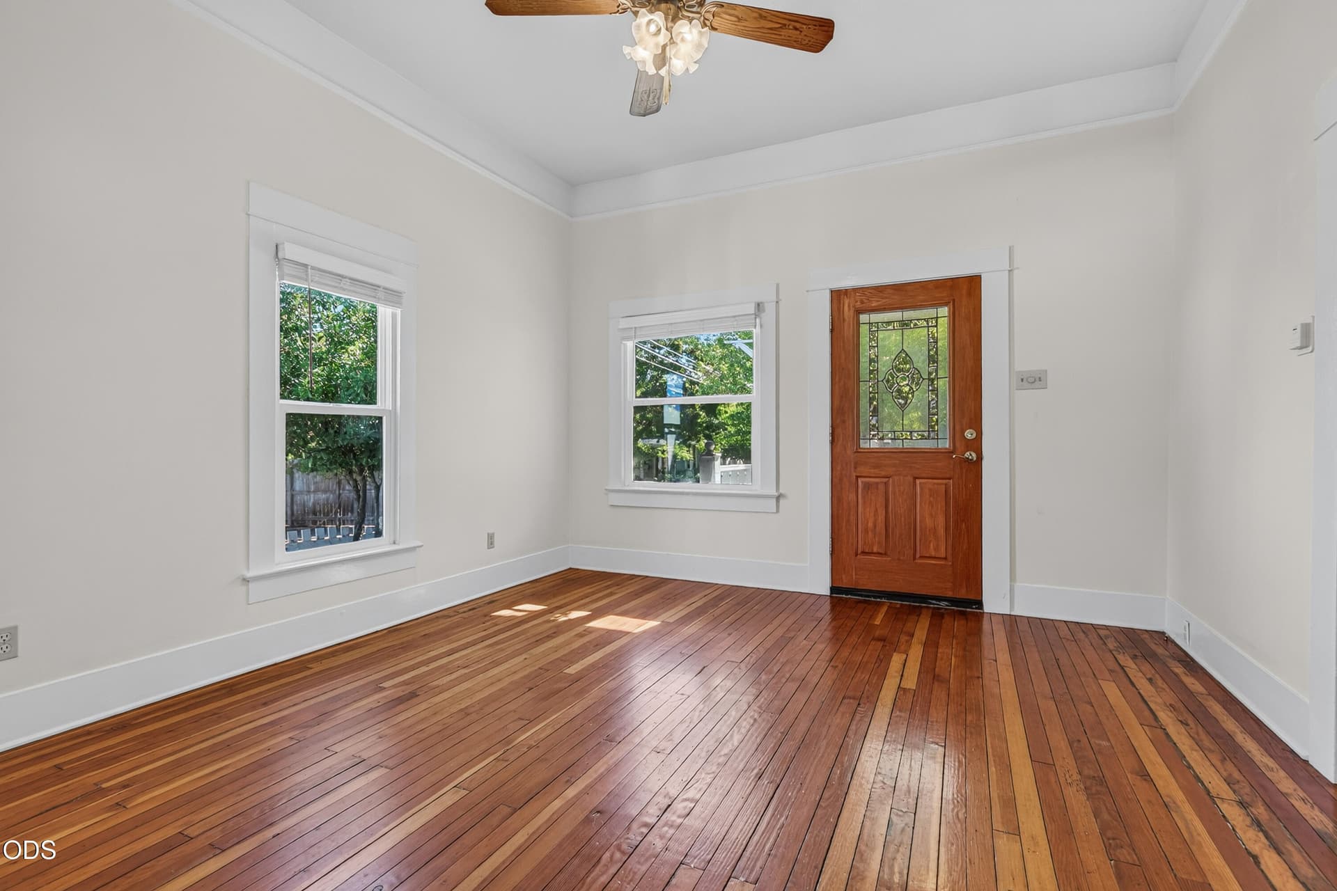 161 Fourth St, Ashland, OR 97520. Photo 5 of 43, 161 Fourth Street, Ashland, OR 97520