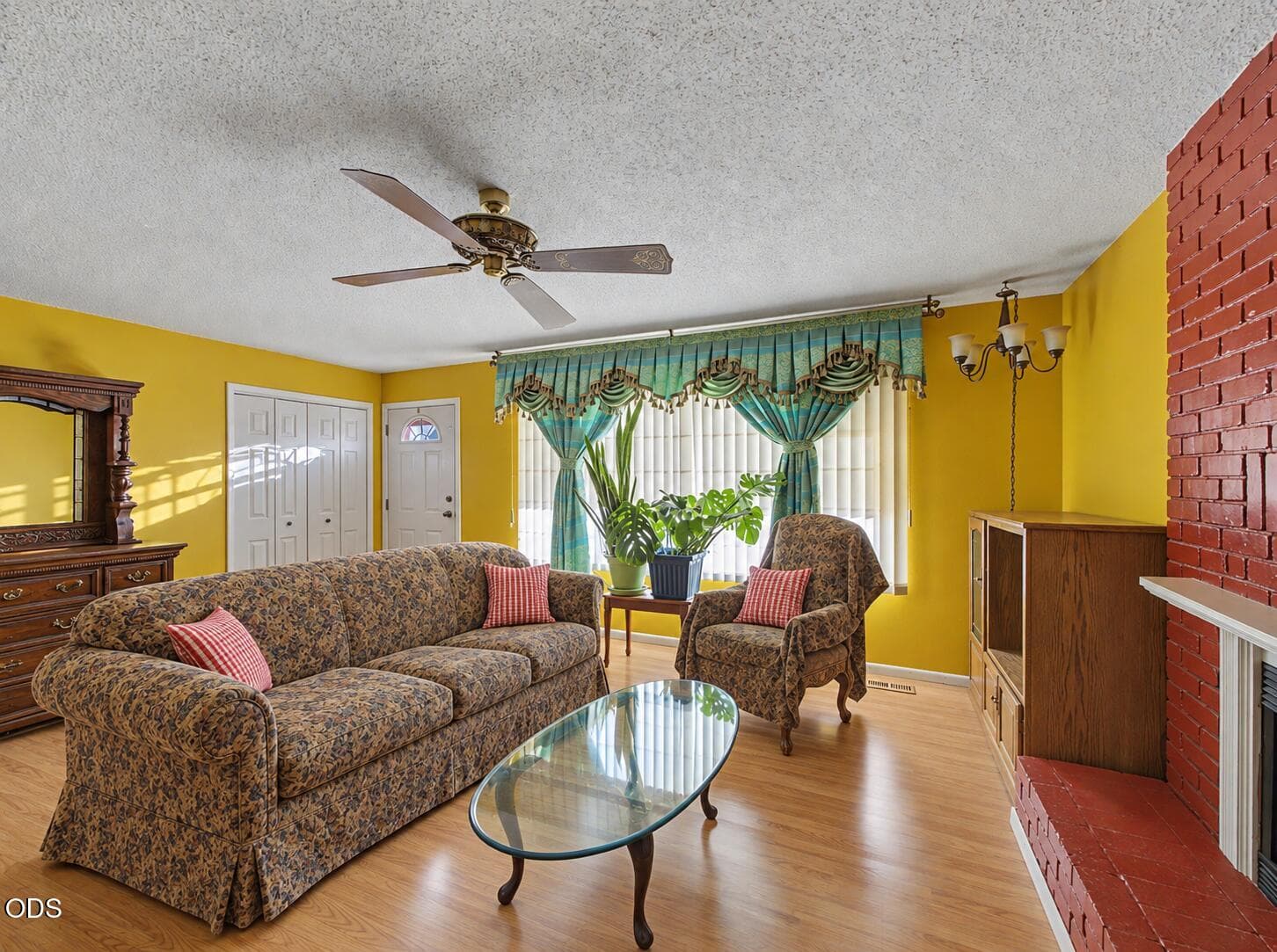 4. Photo 4 of 27, 1915 Carlson Drive, Klamath Falls, OR 97603