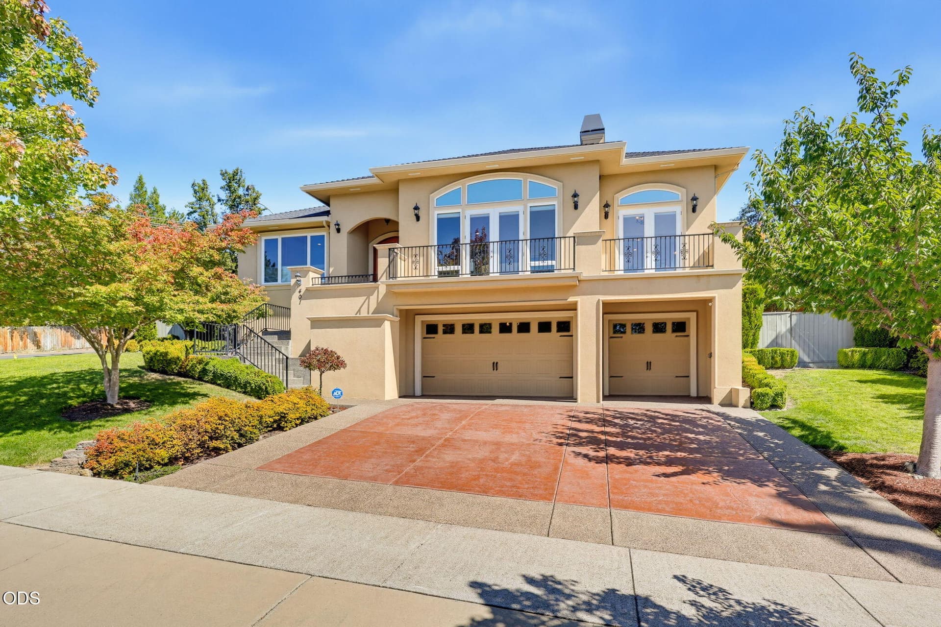4. Photo 4 of 68, 401 Stanford Avenue, Medford, OR 97504