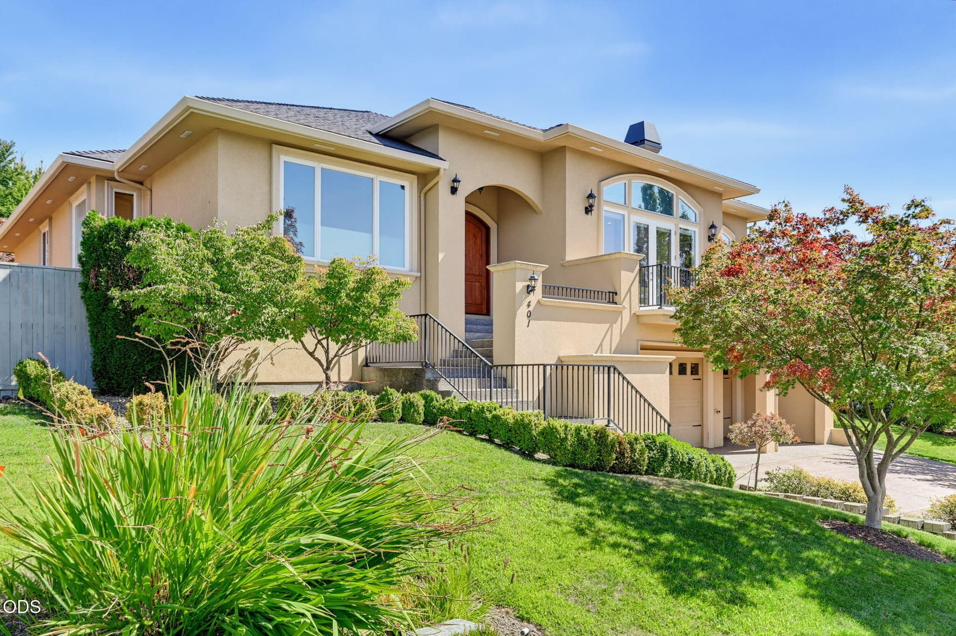 5. Photo 5 of 68, 401 Stanford Avenue, Medford, OR 97504
