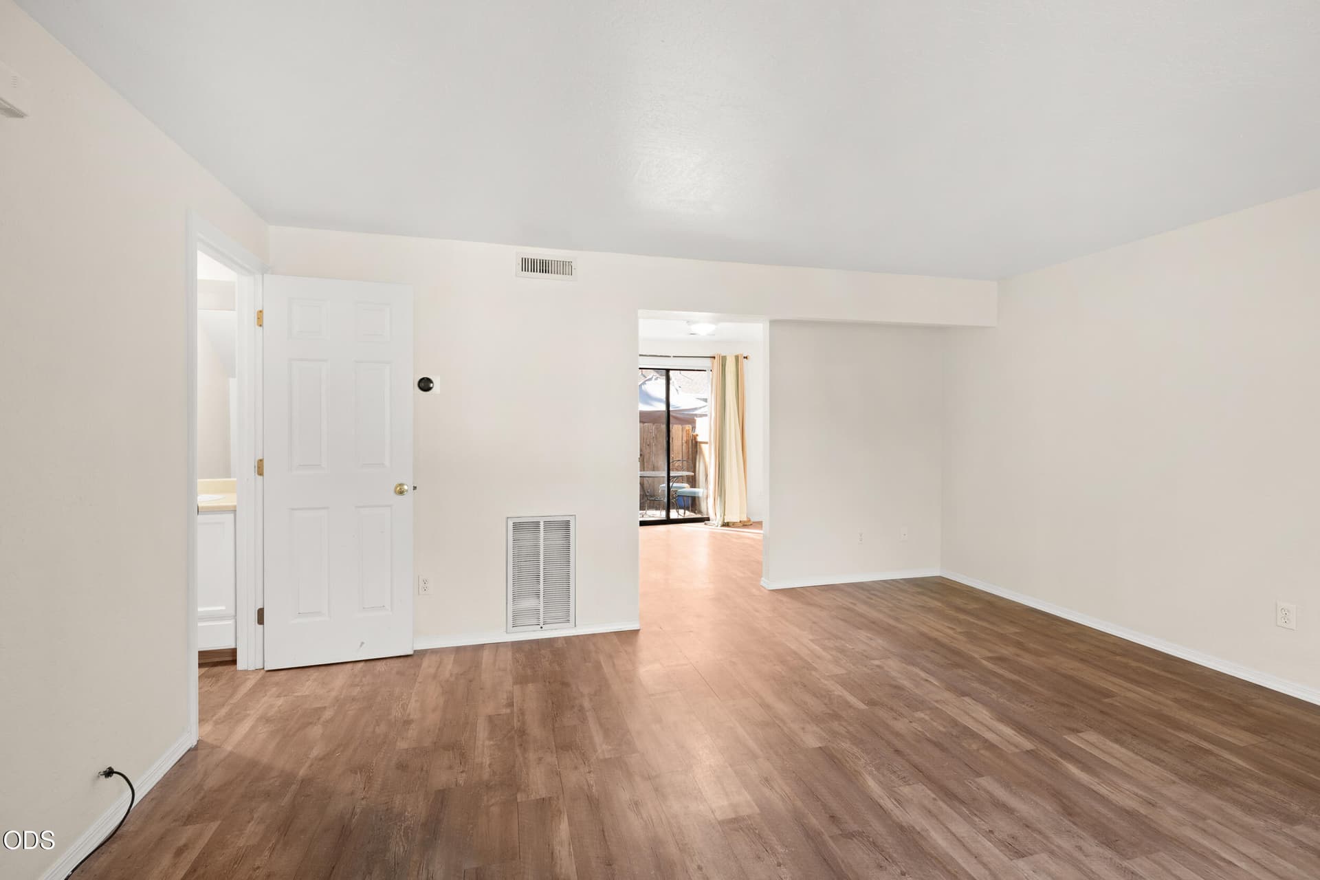 690-normal-ave-04. Photo 4 of 26, 690 Normal Avenue, Ashland, OR 97520