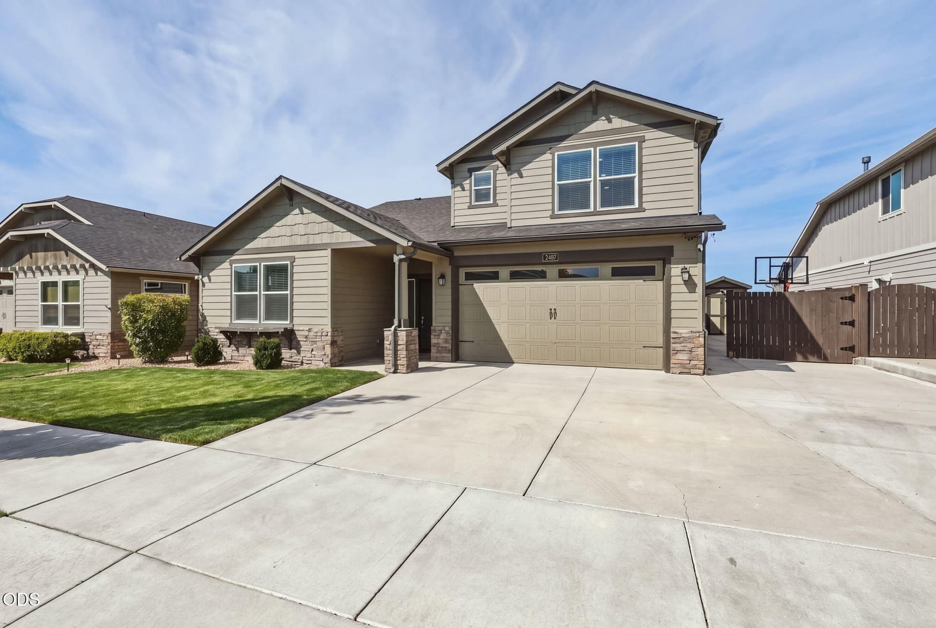 Front 3. Photo 3 of 65, 4421 SW Majestic Avenue, Redmond, OR 97756