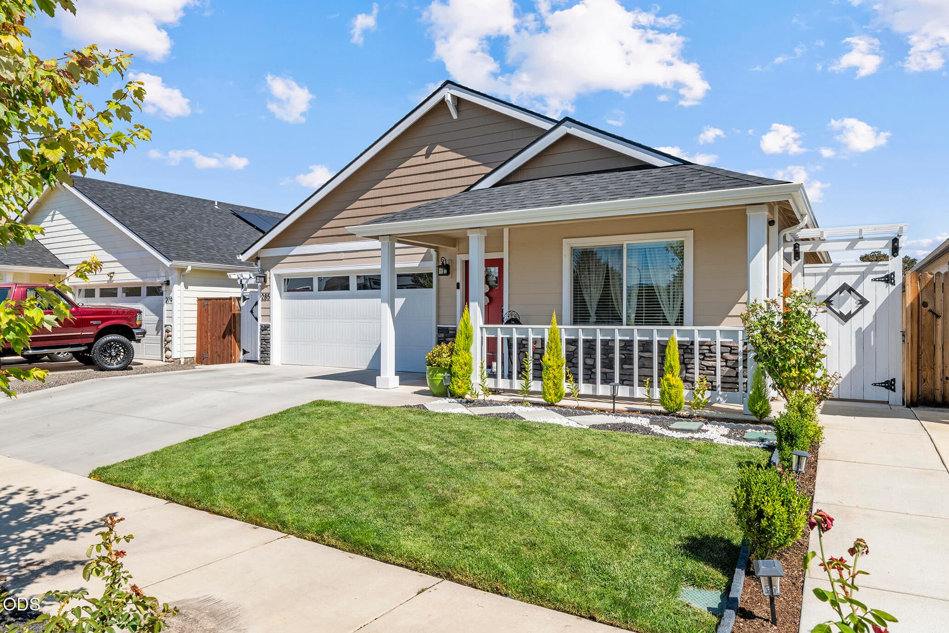 DSC_6442. Photo 2 of 29, 285 Reanna Way, Medford, OR 97501