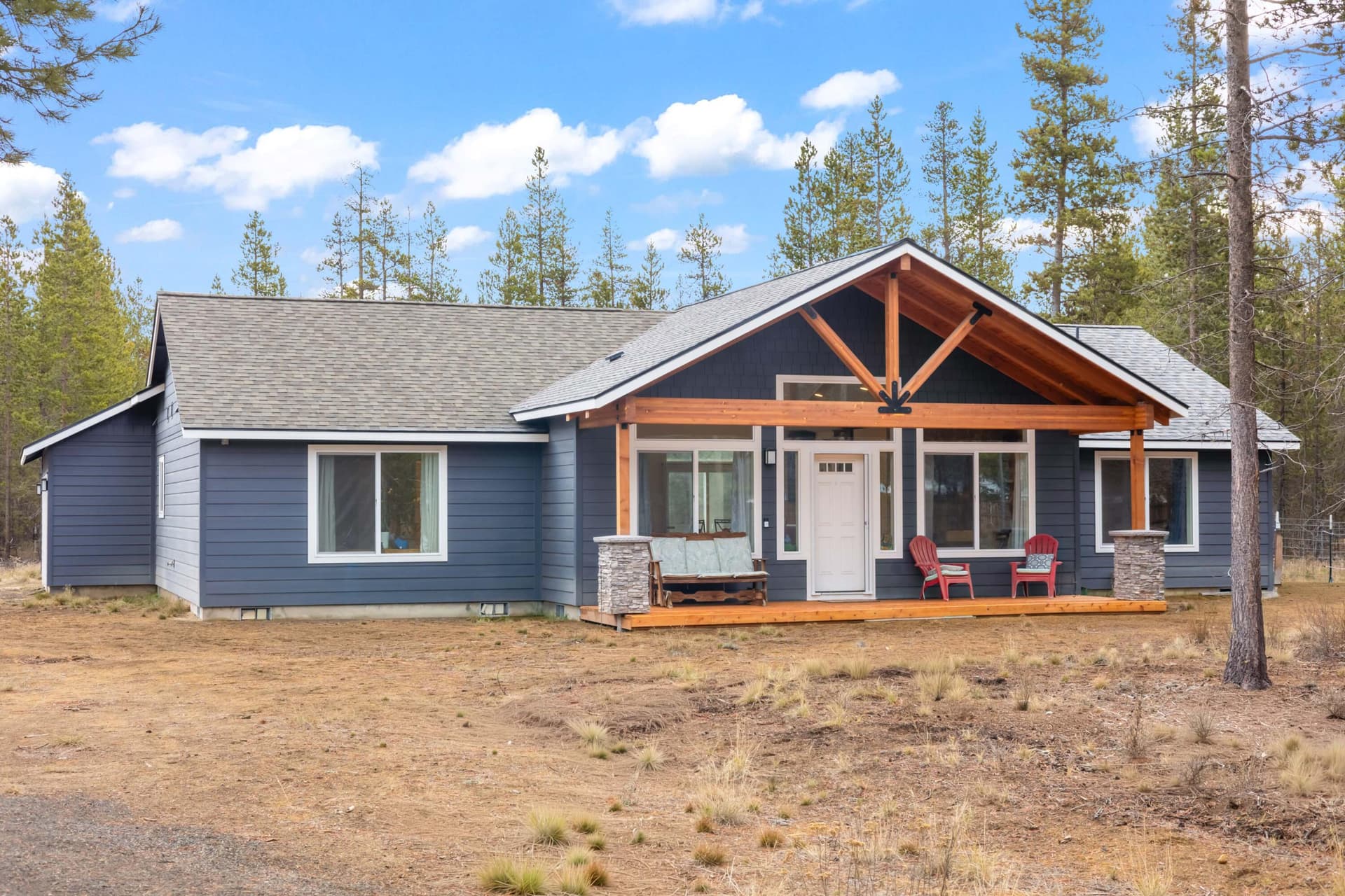 abcc0147_01. Photo 3 of 46, 53080 Day Road, La Pine, OR 97739