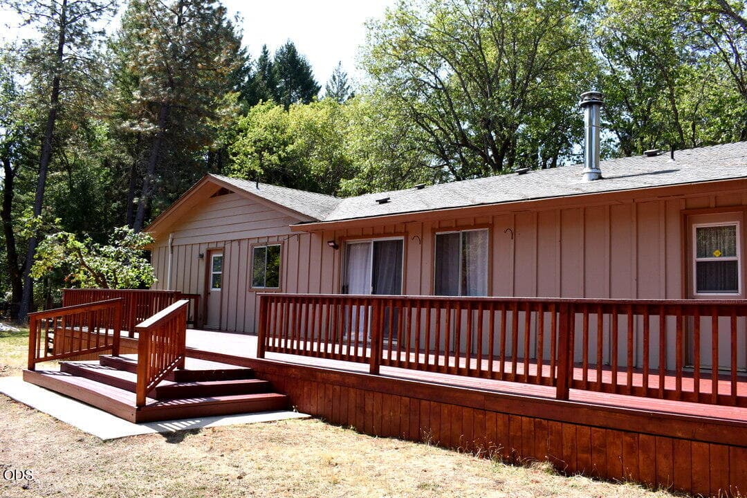 DSC_4071. Photo 2 of 28, 359 Northwoods Drive, Merlin, OR 97532