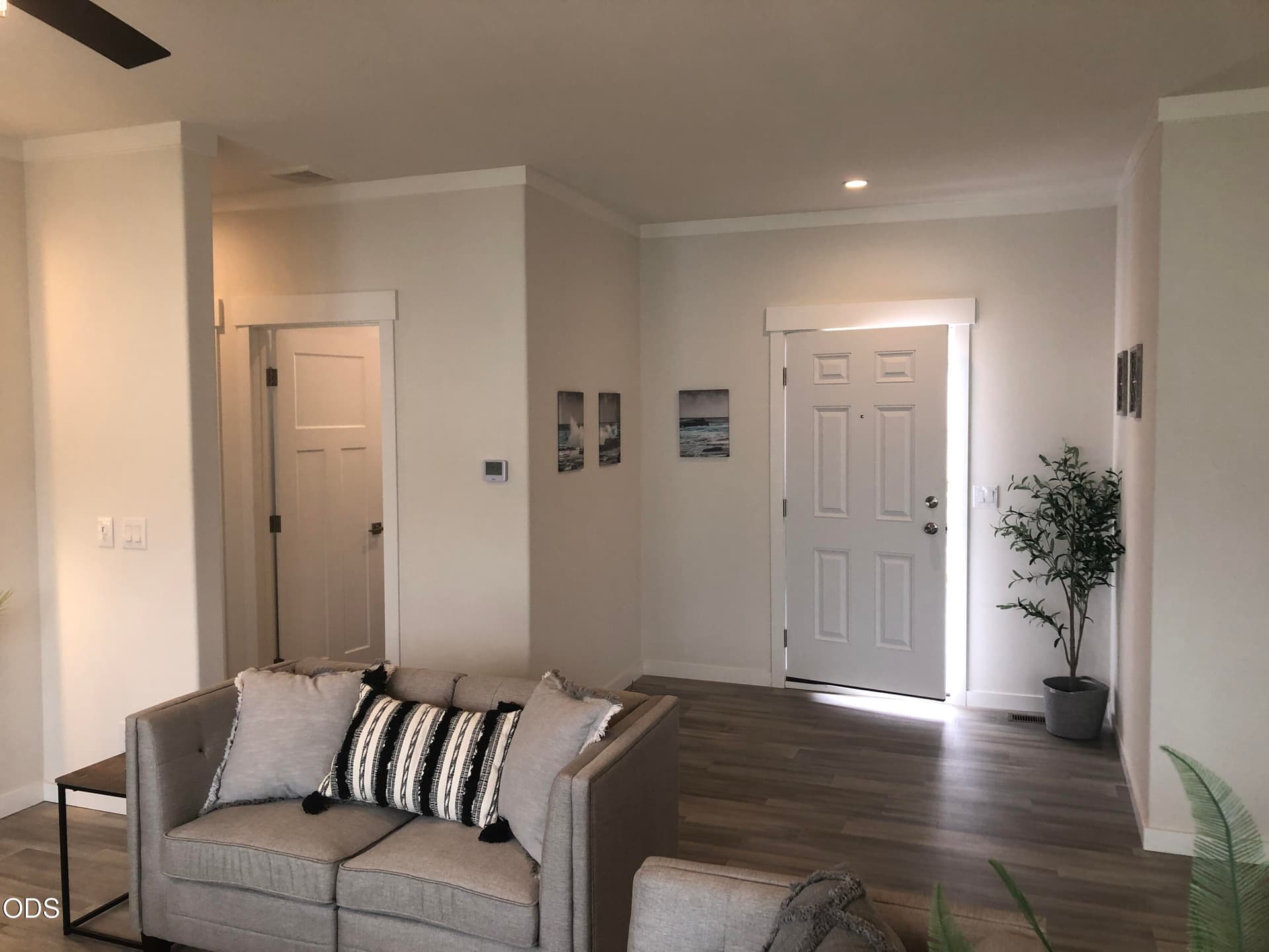 IMG_8039. Photo 2 of 27, 300 Luman Road Unit 181, Phoenix, OR 97535