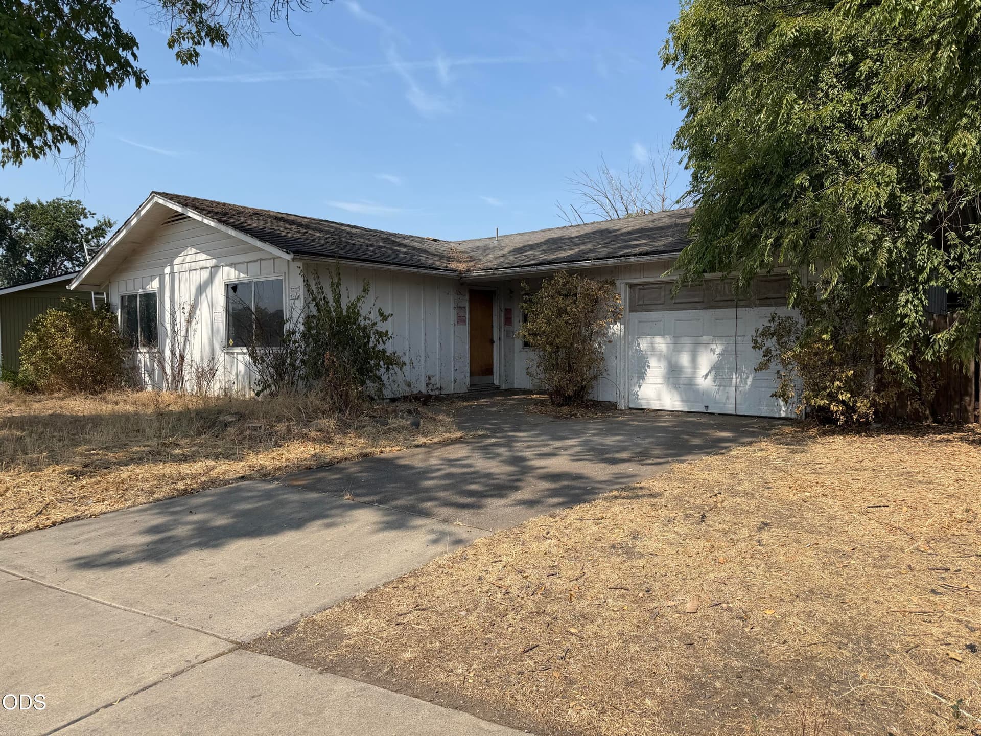 Front. Photo 1 of 1, 8005 Gladstone Avenue, White City, OR 97503