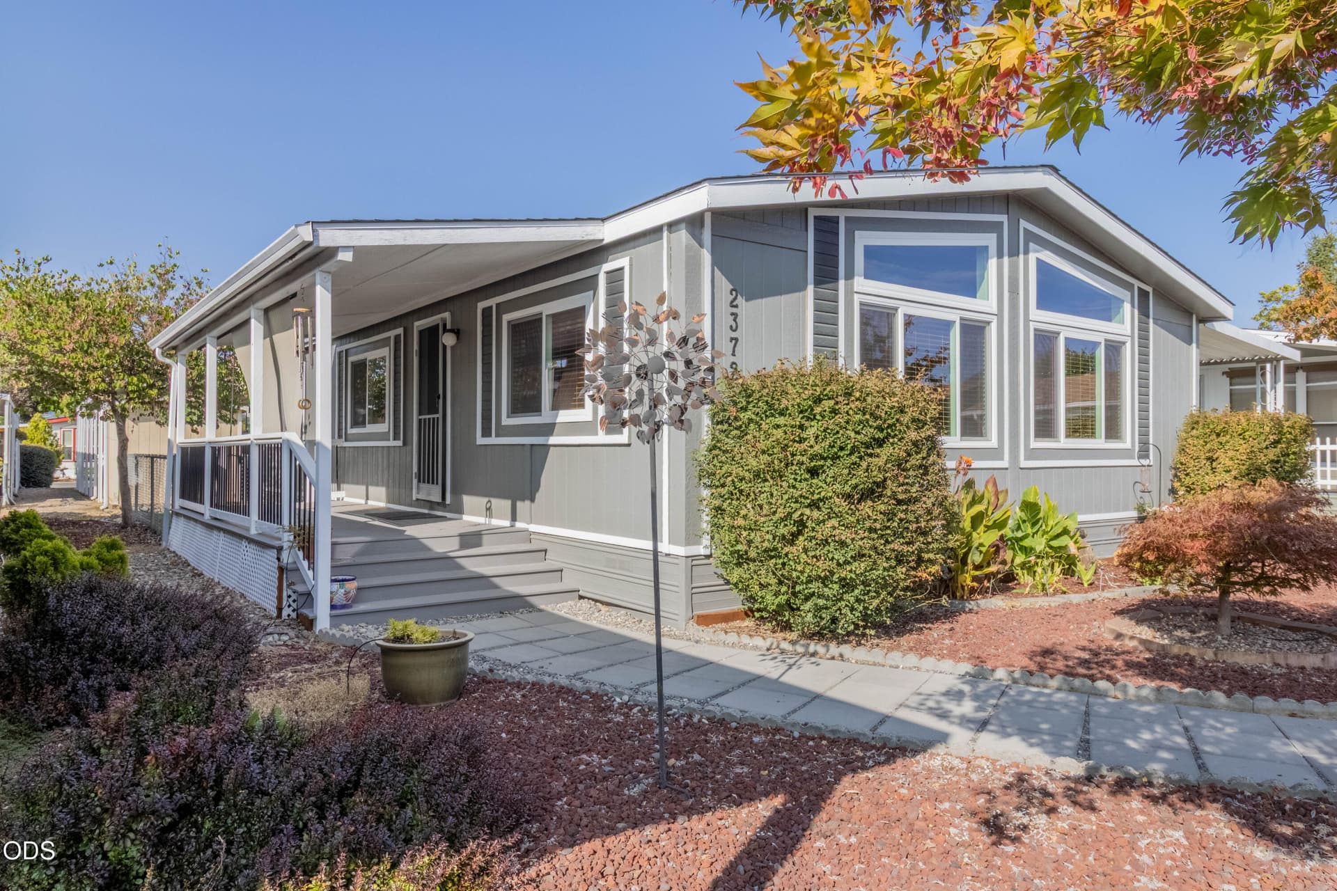 2. Photo 2 of 33, 2372 Sequoia Court, Grants Pass, OR 97527