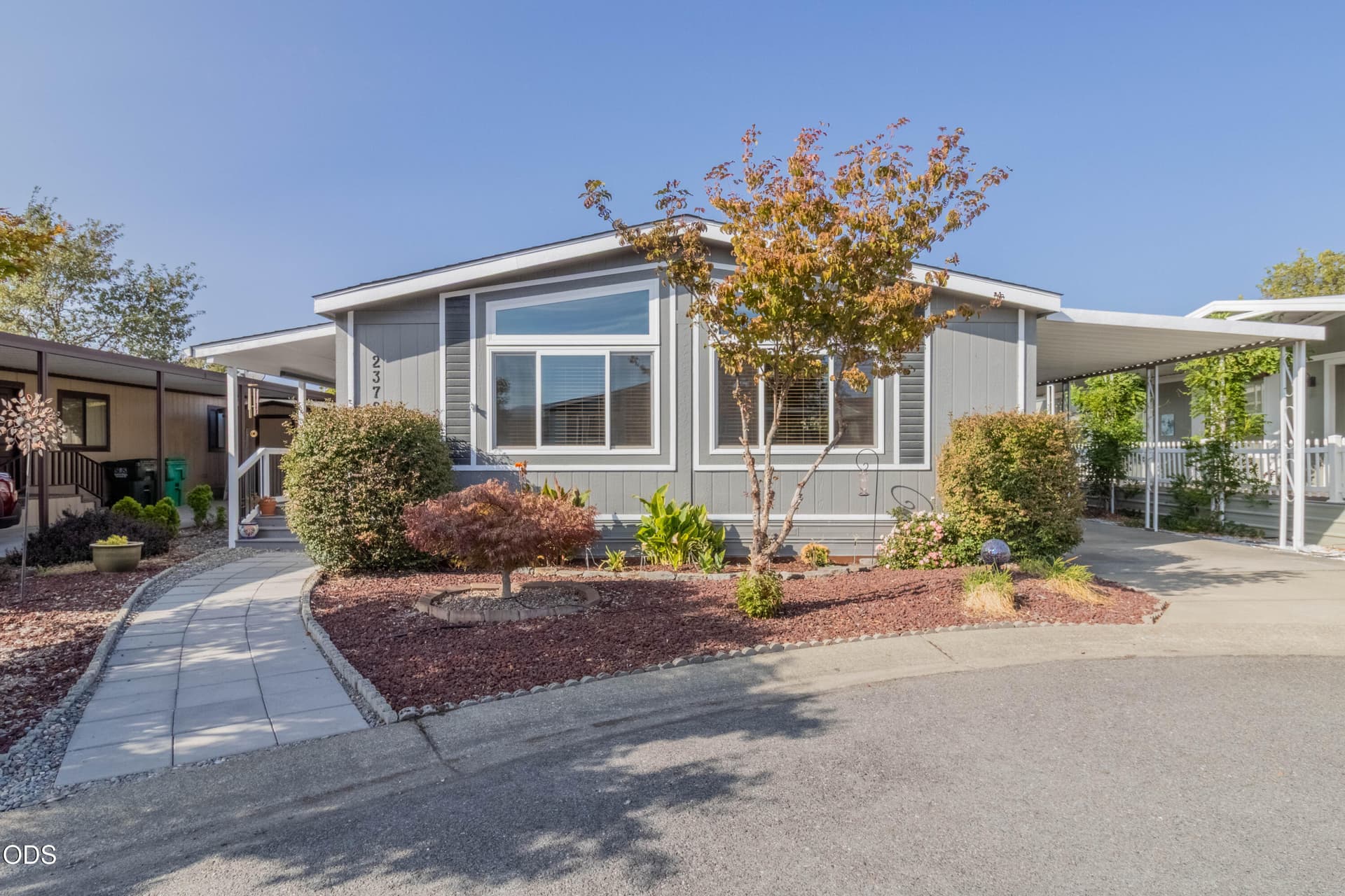 3. Photo 3 of 33, 2372 Sequoia Court, Grants Pass, OR 97527
