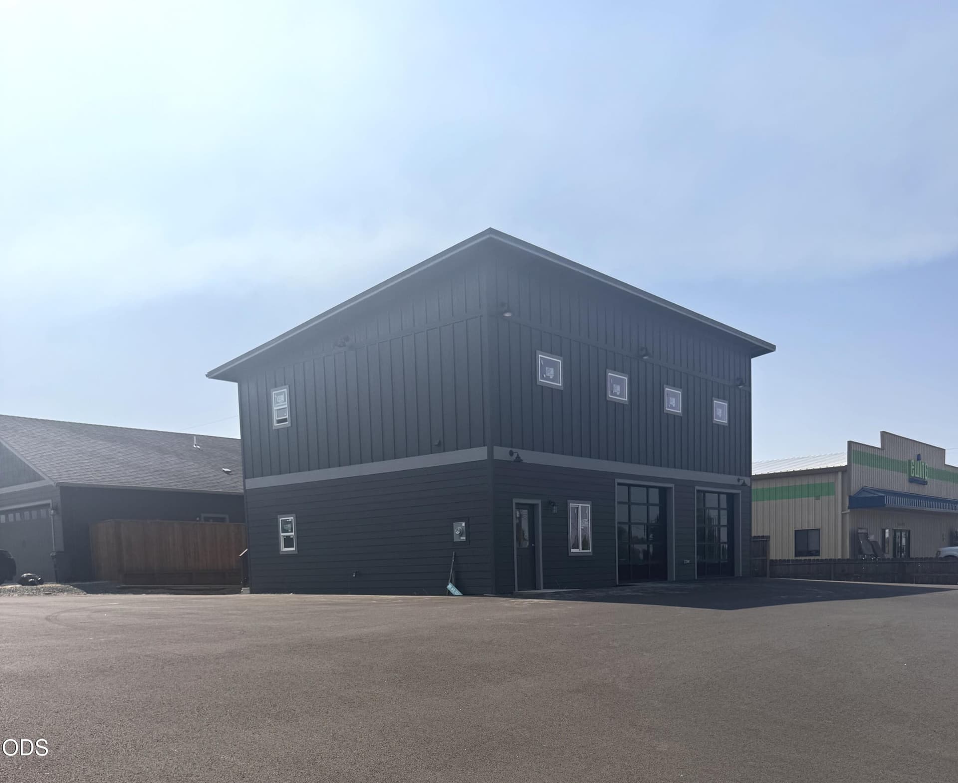 Exterior. Photo 1 of 17, 3628 S Pacific Highway, Phoenix, OR 97535