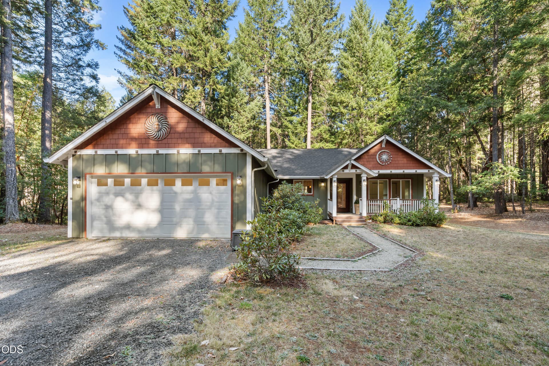 2. Photo 2 of 43, 200 Harlow Way, Cave Junction, OR 97523