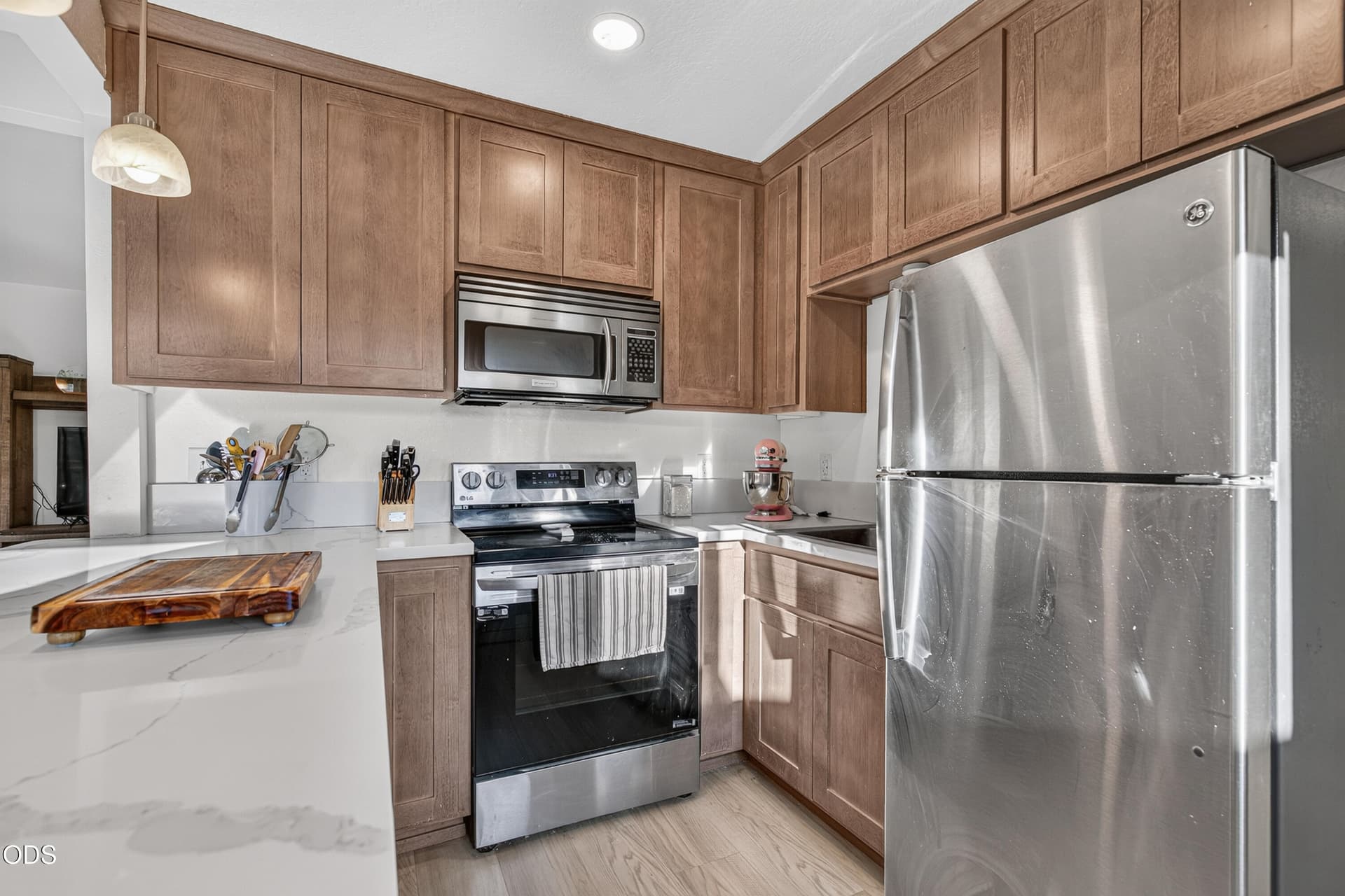 9R9A0765. Photo 4 of 34, 247 Berrydale Avenue, Medford, OR 97501