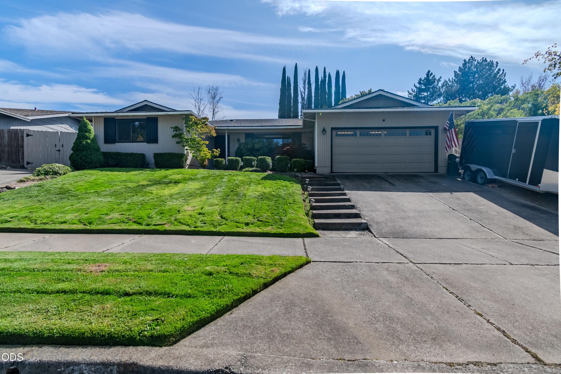 Front of Home. Photo 2 of 32, 2836 Pennington Drive, Medford, OR 97504