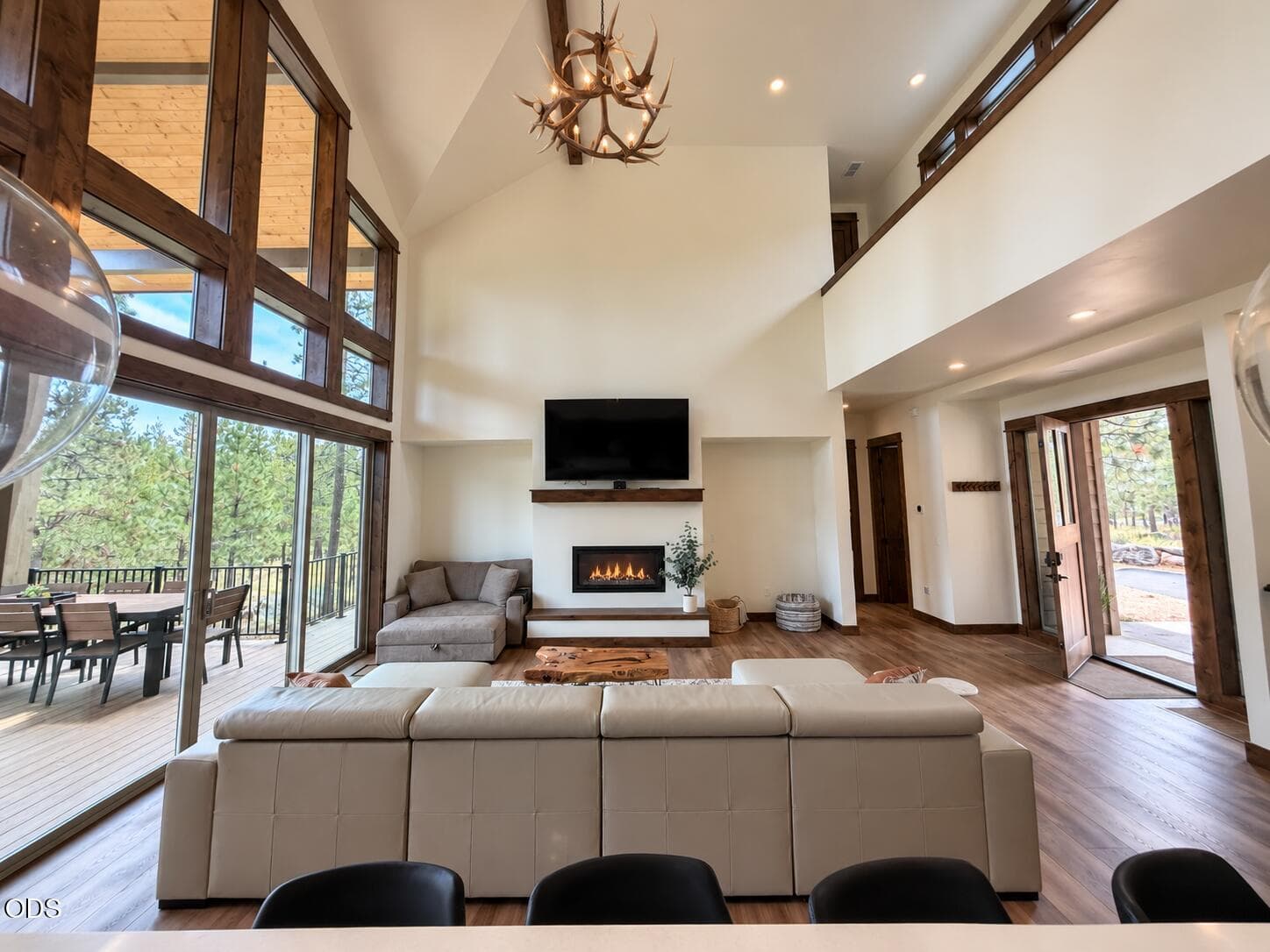 Livingroom. Photo 3 of 33, 57624 Red Alder Lane Unit 7, Bend, OR 97707