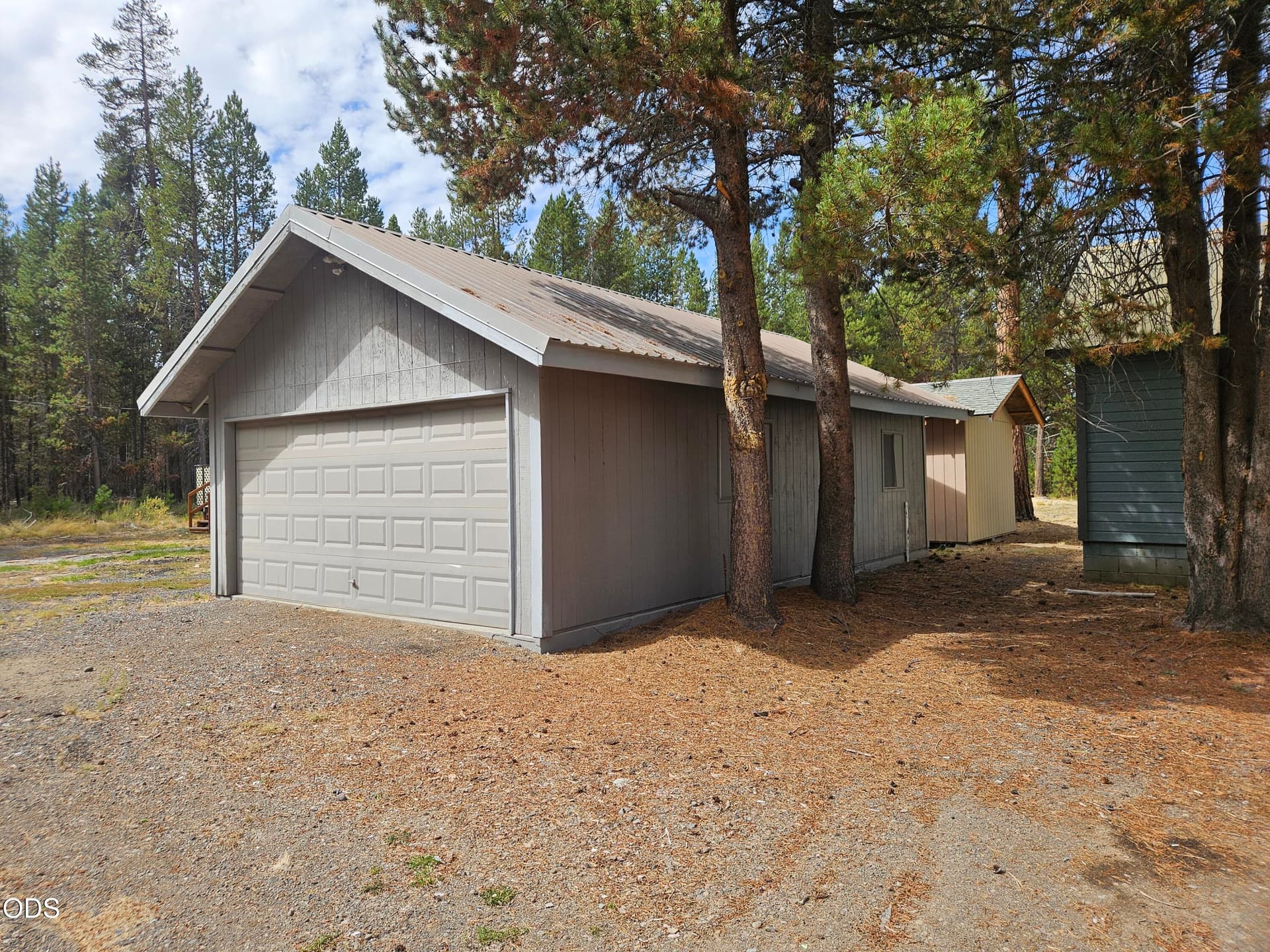 4. Garage. Photo 3 of 19, 436 Bonner Lane, Crescent, OR 97733