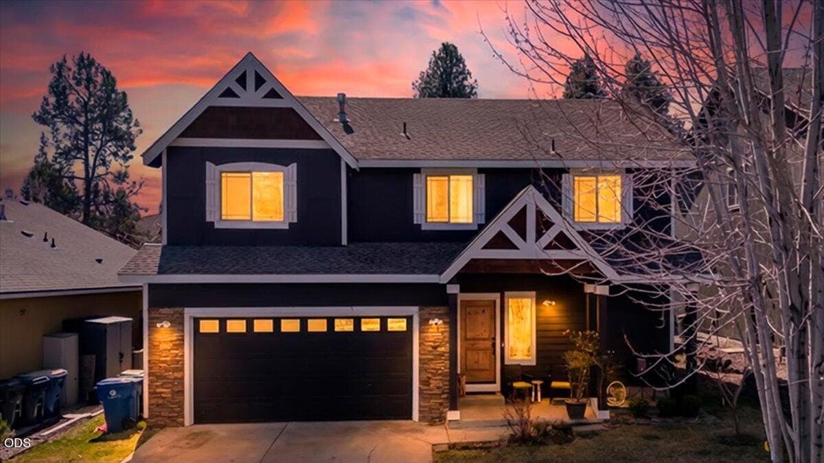 20260324192224200705000000-o. Photo 1 of 35, 20301 Knightsbridge Place, Bend, OR 97702