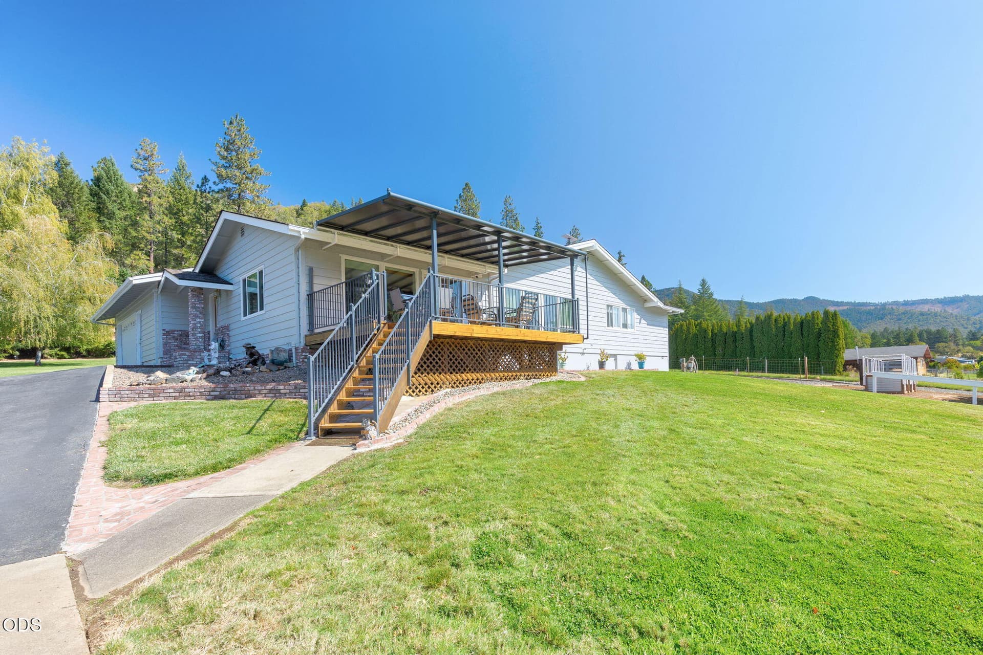 1-web-or-mls-7695-n-applegate-rd. Photo 2 of 54, 7695 N Applegate Road, Grants Pass, OR 97527
