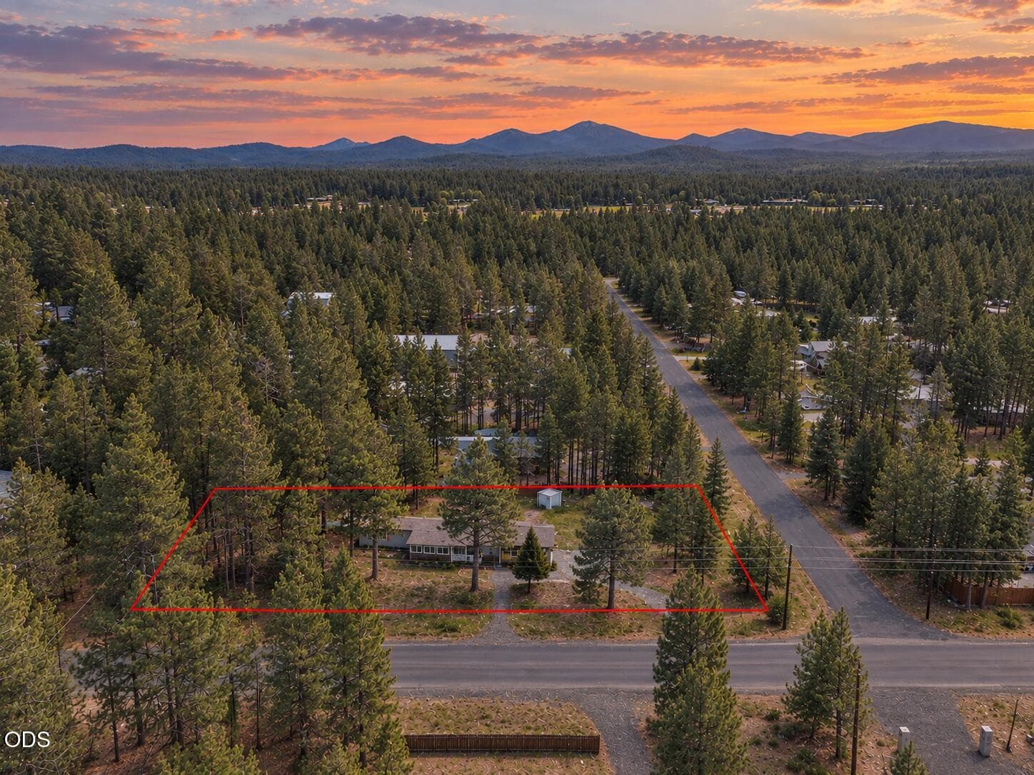 Corner Lot Property Lines. Photo 2 of 17, 56072 Marsh Hawk Road, Bend, OR 97707