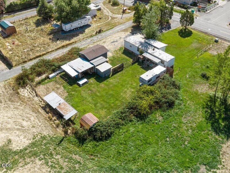 36-DJI_20260915113851_0070_D. Photo 2 of 9, 2700 Leonard Road, Grants Pass, OR 97527