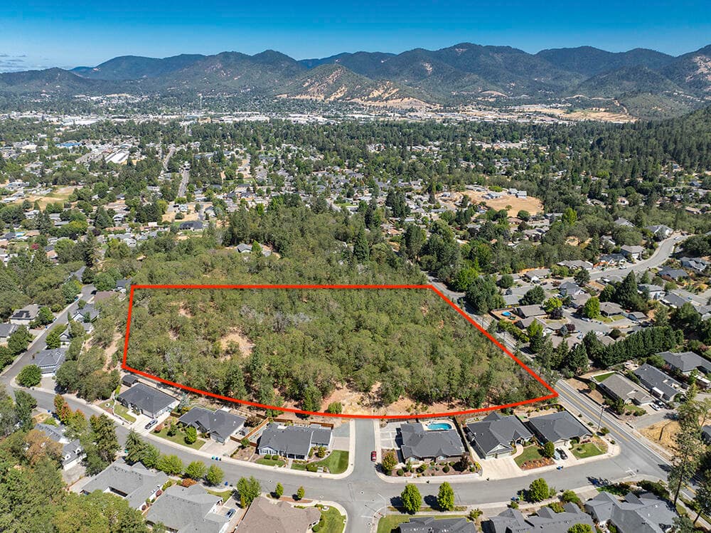 2. Photo 1 of 44, 0 SE Rosemary Lane Unit 441, Grants Pass, OR 97527