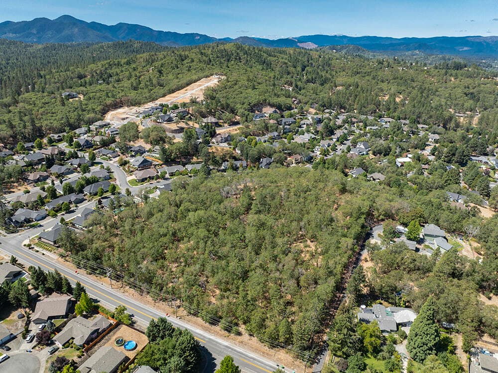 3. Photo 3 of 44, 0 SE Rosemary Lane Unit 441, Grants Pass, OR 97527