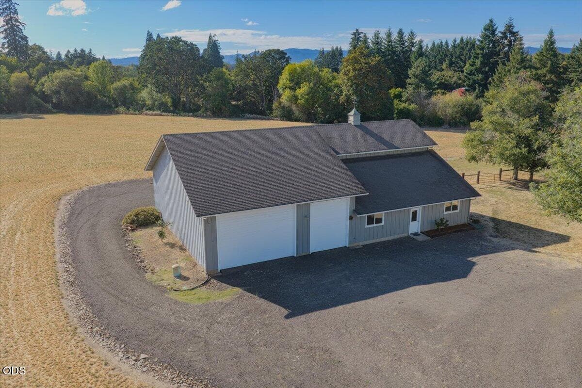 5. Photo 5 of 49, 33844 SE White Oak Road, Corvallis, OR 97333