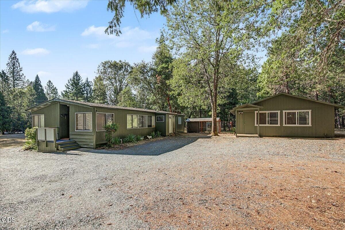 08-8. Photo 1 of 62, 3871 Pleasant Creek Road, Rogue River, OR 97537