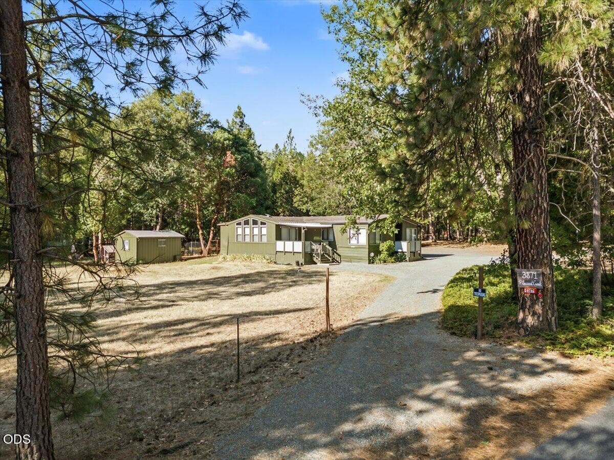 51-52. Photo 4 of 62, 3871 Pleasant Creek Road, Rogue River, OR 97537