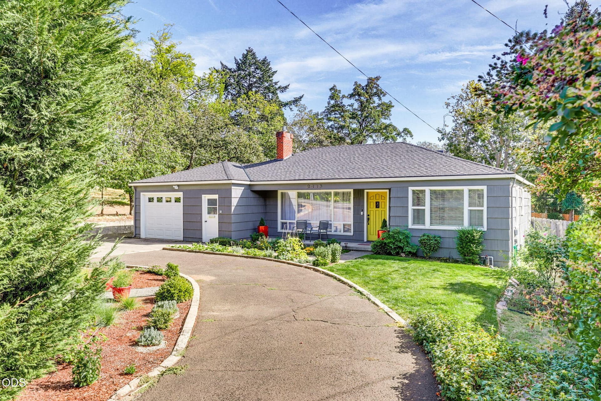 2418 Hllcrest. Photo 1 of 56, 2418 Hillcrest Road, Medford, OR 97504