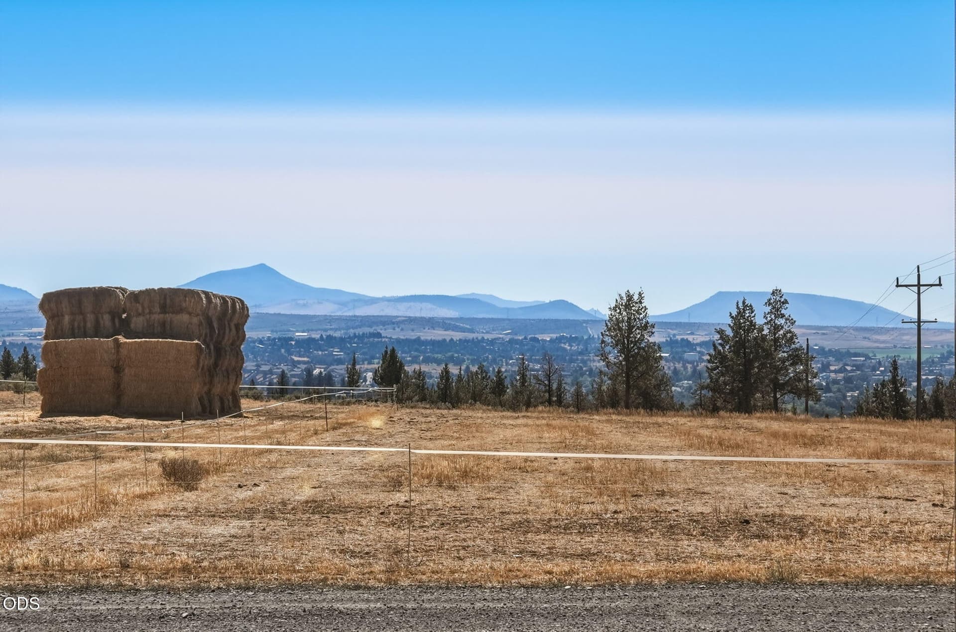 75-web-or-mls-Riley_Visuals-75. Photo 4 of 89, 1201 NW Highway 26, Madras, OR 97741