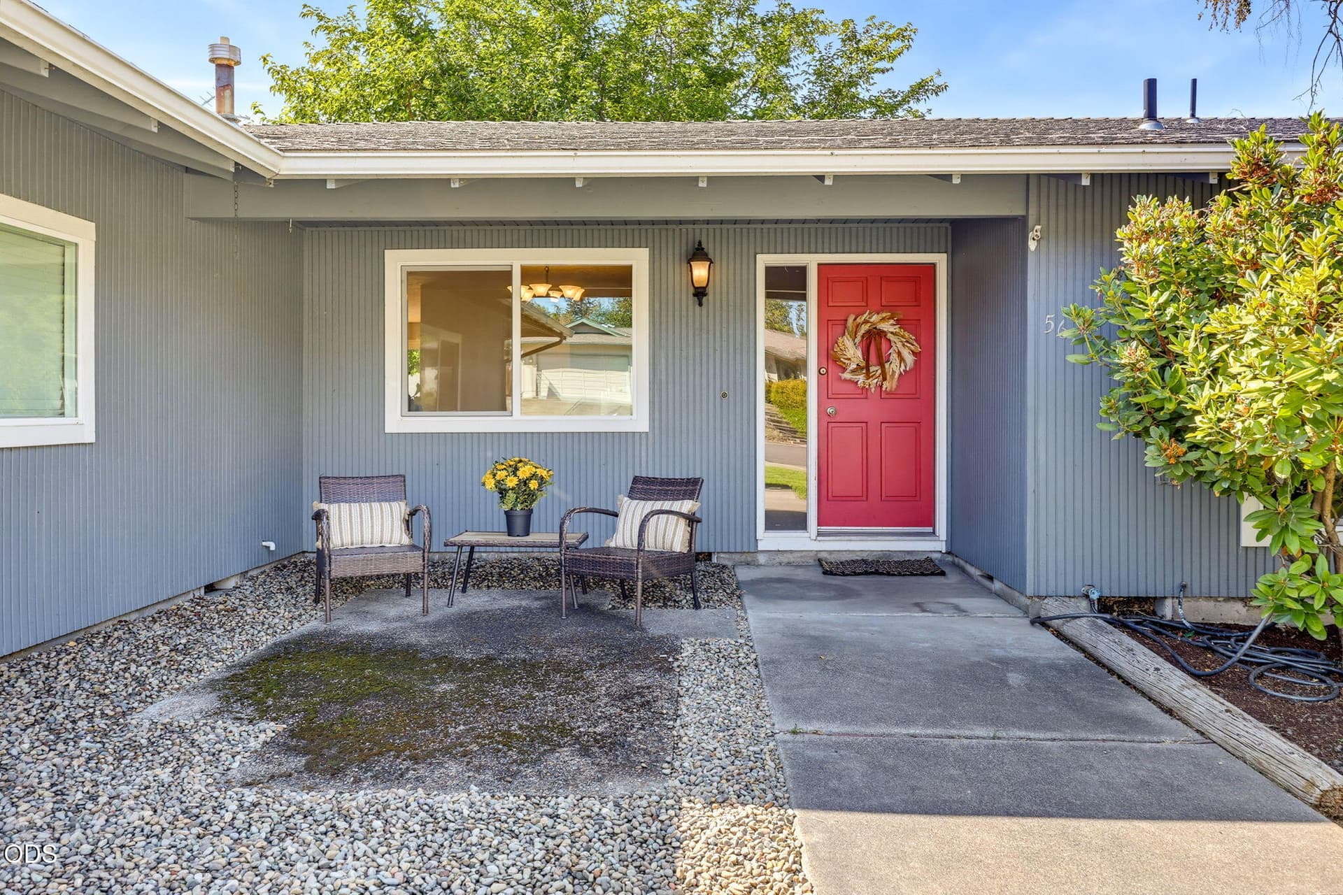 ApxSC00006. Photo 3 of 30, 567 N Stoneham Circle, Medford, OR 97504