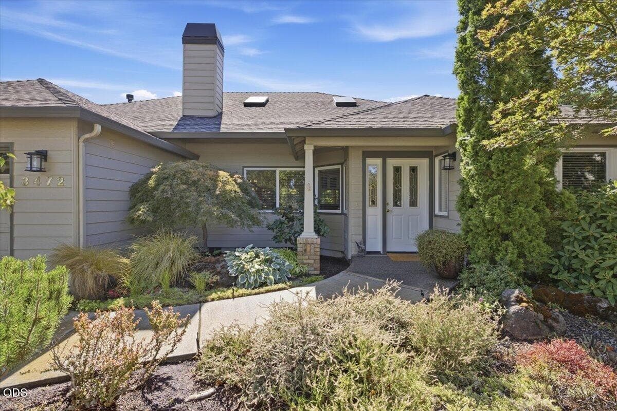 03-CI_0398. Photo 1 of 45, 3472 Blue Blossom Drive, Medford, OR 97504