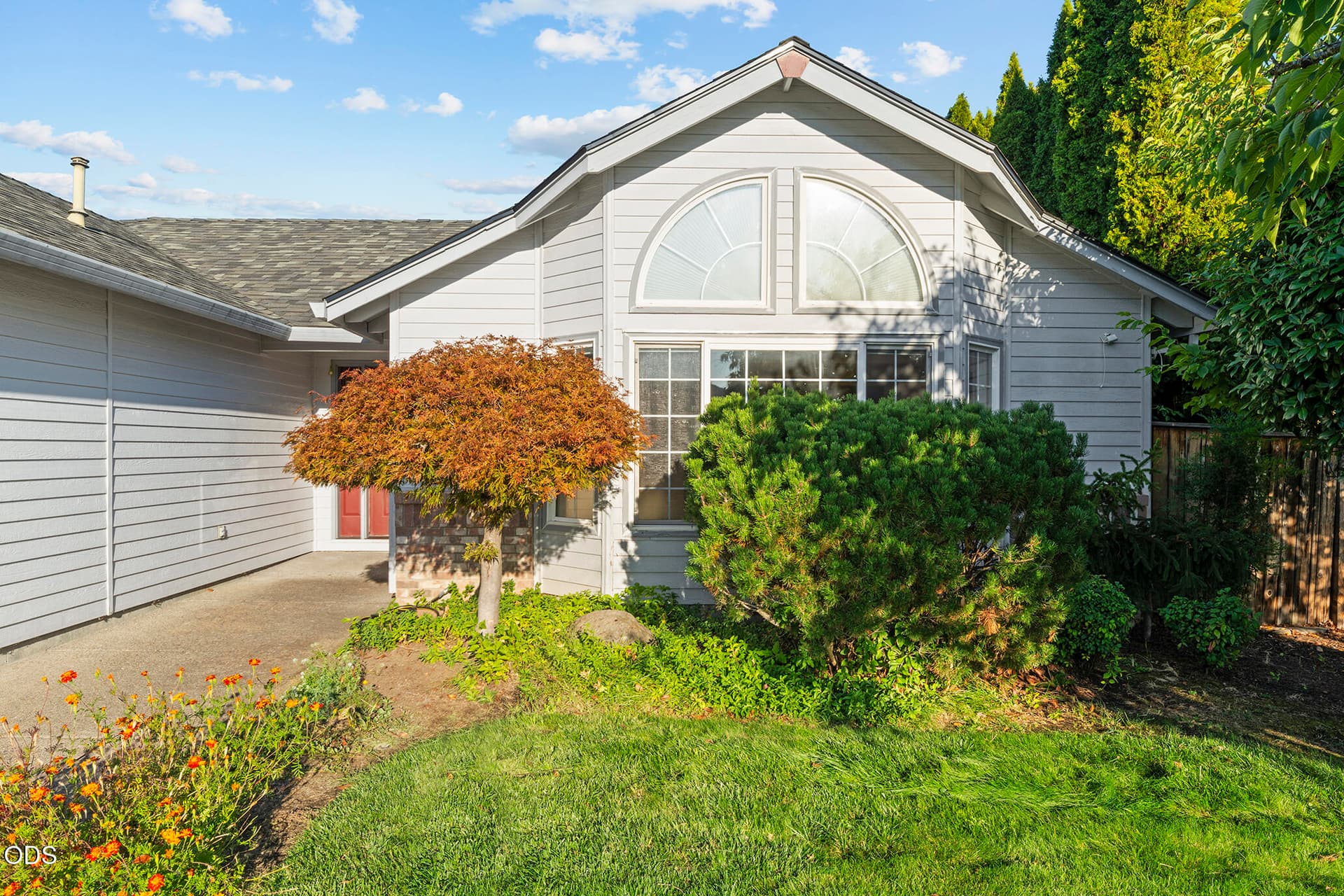 DSC_7145. Photo 5 of 34, 1443 Yellowstone Avenue, Medford, OR 97504