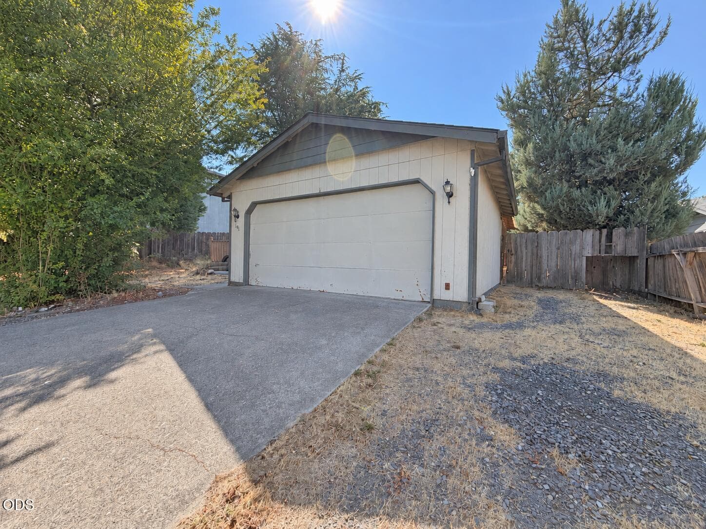 7cc8d90c-c6de-4f77-a307-5fa9befc6875. Photo 2 of 18, 181 Southridge Way, Grants Pass, OR 97527