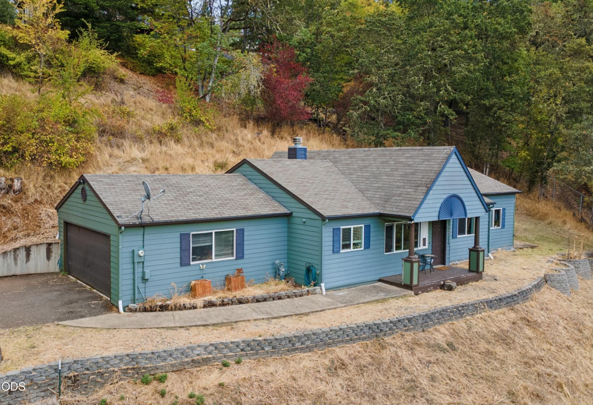 Laurel Ct -Theresa Montoya - Front 1. Photo 1 of 21, 1396 SE Laurel Court, Roseburg, OR 97470
