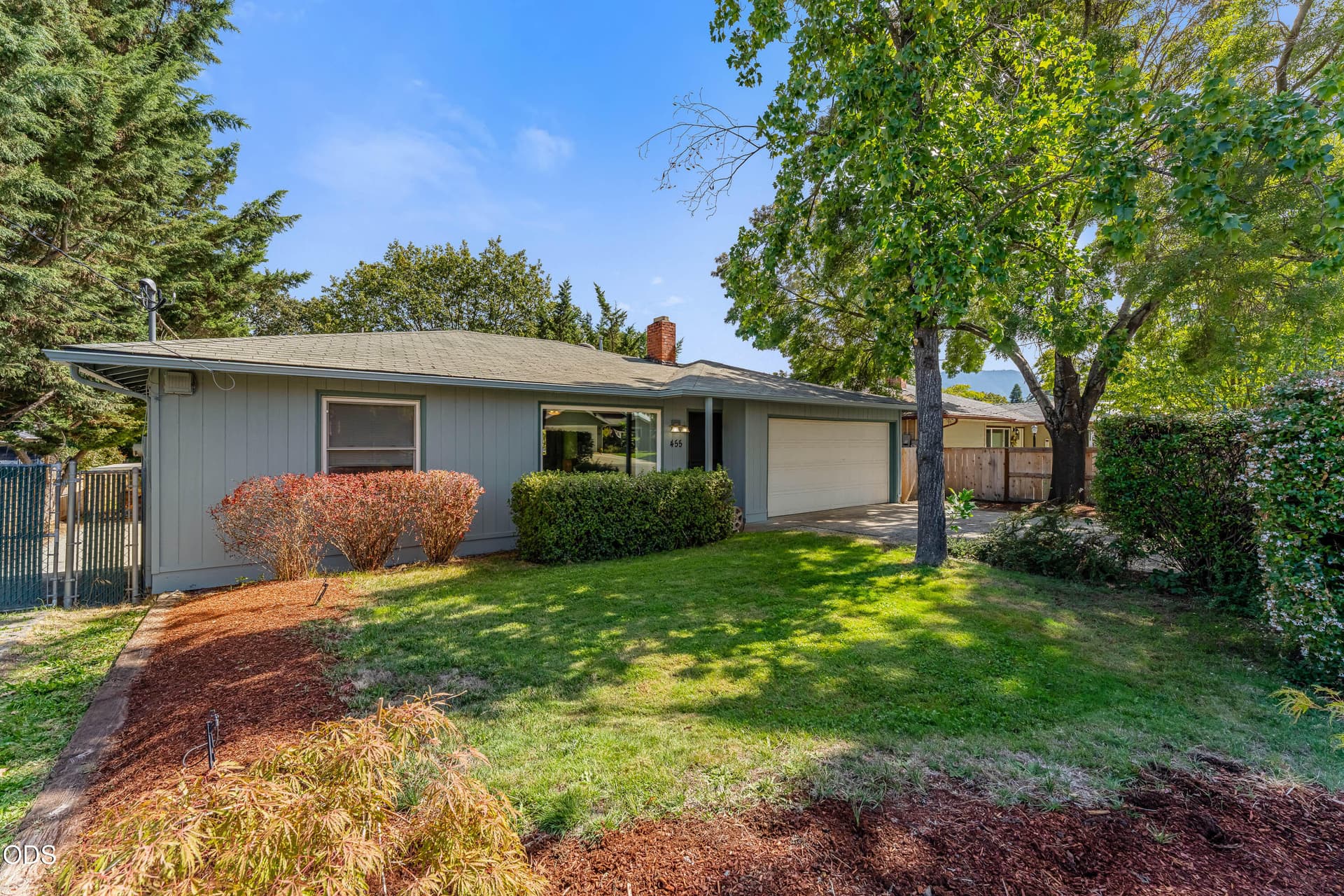 03-EXT (3 of 15). Photo 1 of 27, 455 NE 11th Street, Grants Pass, OR 97526