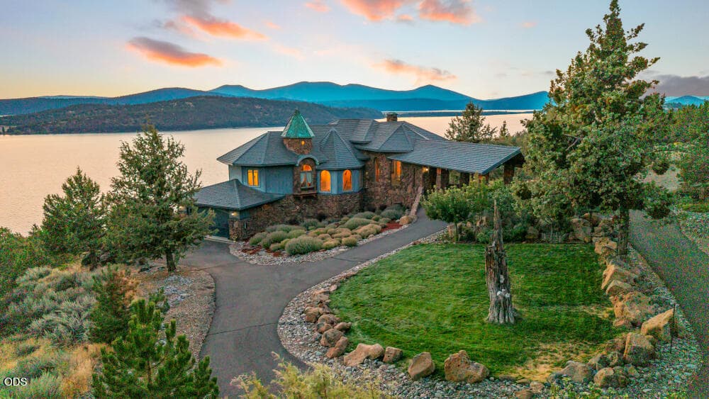 Front of home. Photo 1 of 89, 5120 Sunset Ridge Road, Klamath Falls, OR 97601