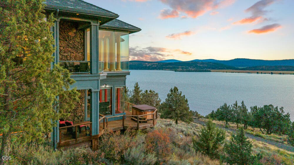 5120SunsetRidgeRd-160. Photo 3 of 89, 5120 Sunset Ridge Road, Klamath Falls, OR 97601