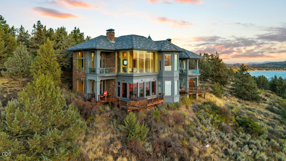 5120SunsetRidgeRd-137. Photo 4 of 89, 5120 Sunset Ridge Road, Klamath Falls, OR 97601