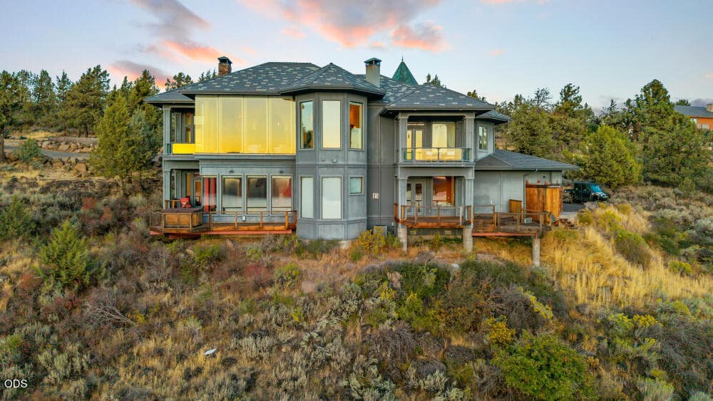 5120SunsetRidgeRd-139. Photo 5 of 89, 5120 Sunset Ridge Road, Klamath Falls, OR 97601