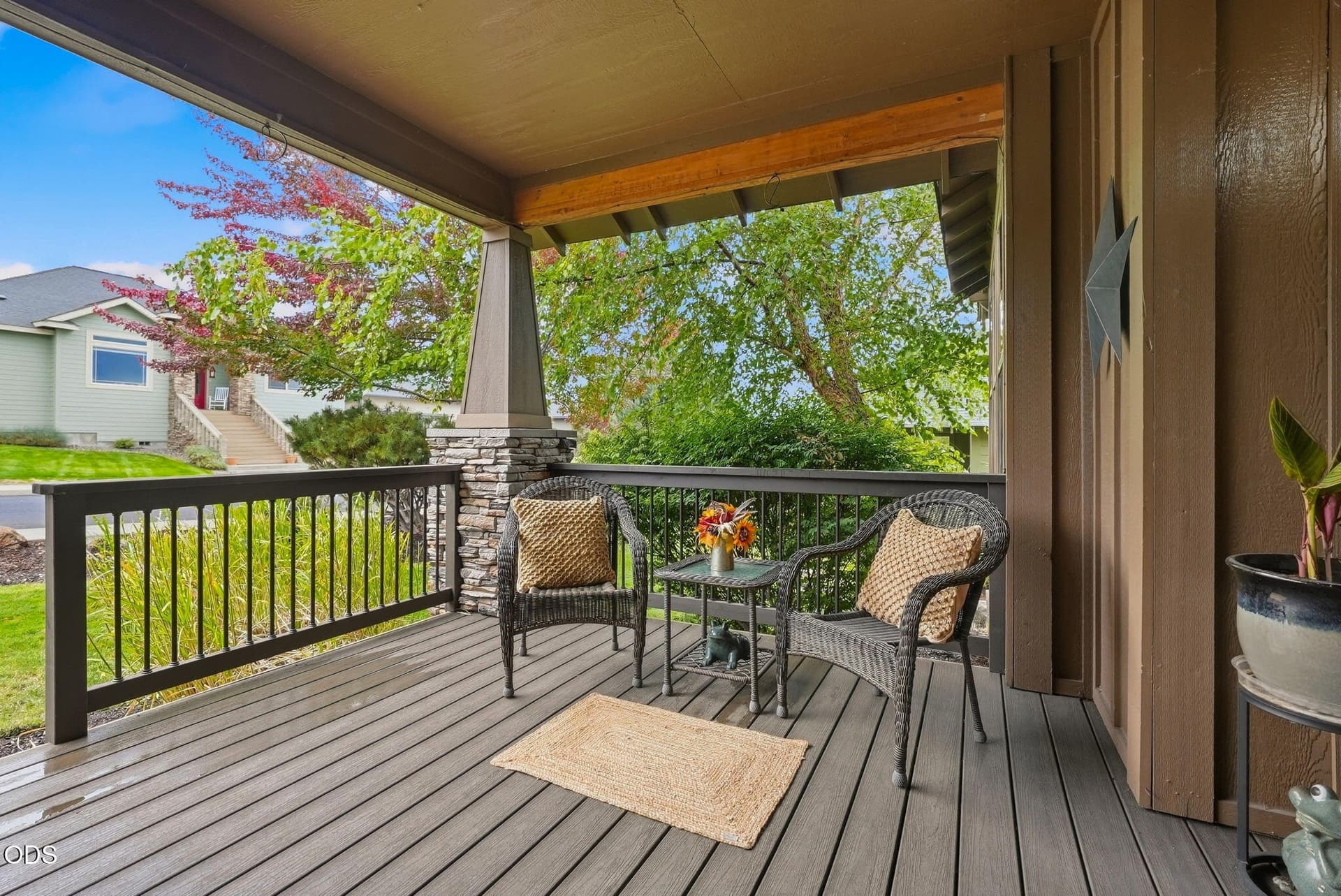 Front Porch. Photo 3 of 48, 4105 SW Salmon Avenue, Redmond, OR 97756